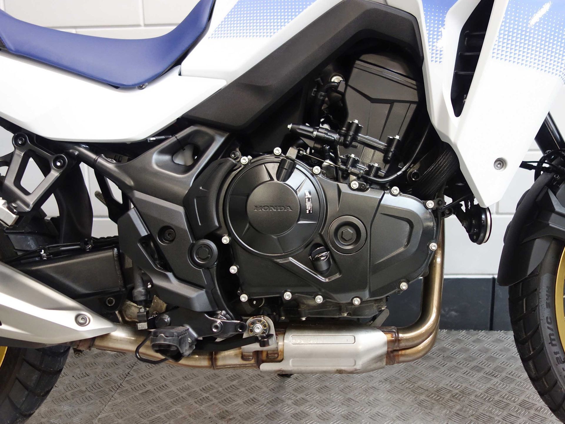 56630653-5 Gebruikte Honda XL 750 all-road met 755cc motor uit 2023 bij NIWA Motoren