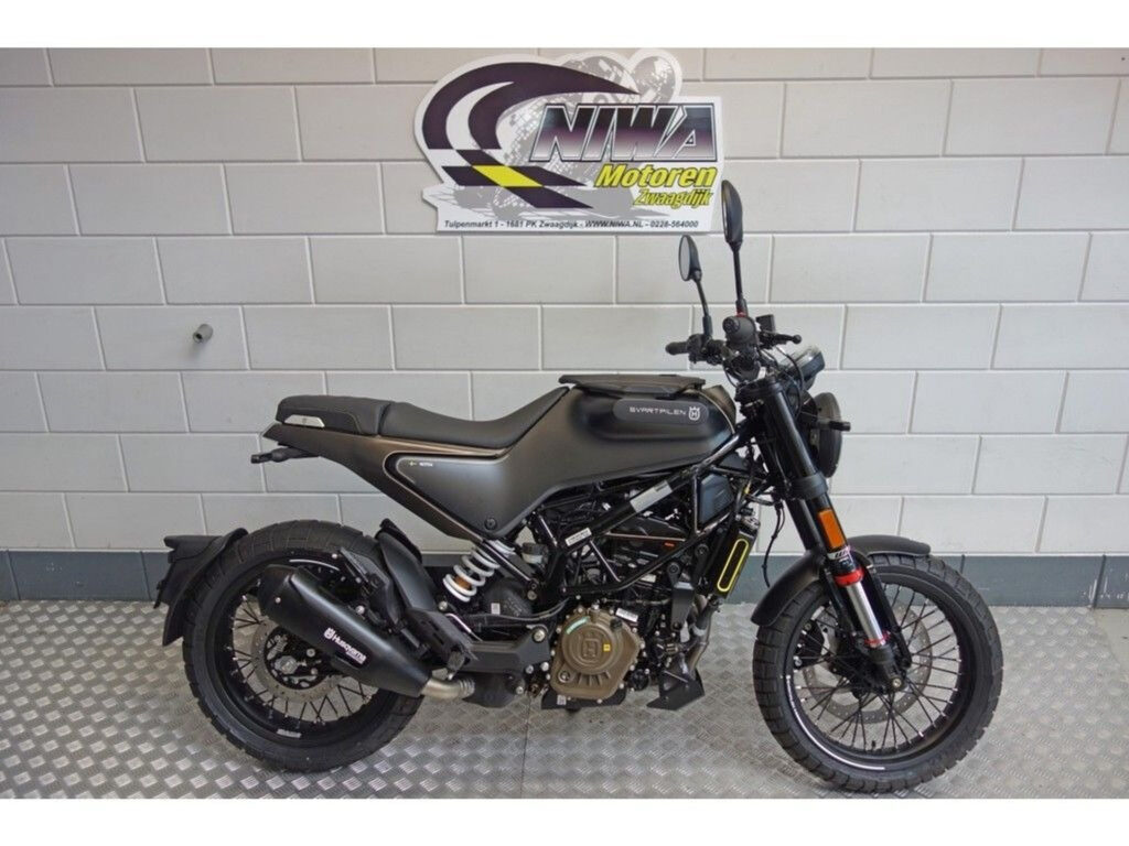 Gebruikte Husqvarna Svartpilen naked bike met 125cc motor uit 2025 bij NIWA Motoren