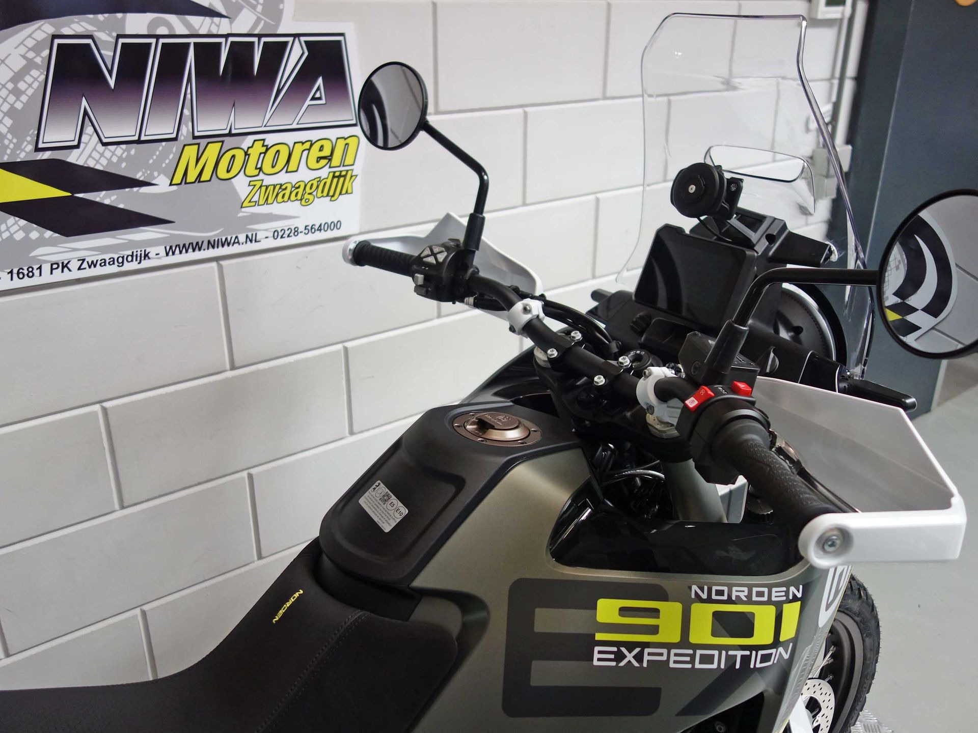 56630683-7 Nieuwe Husqvarna Norden 901 all-road met 889cc motor uit 2025 bij NIWA Motoren
