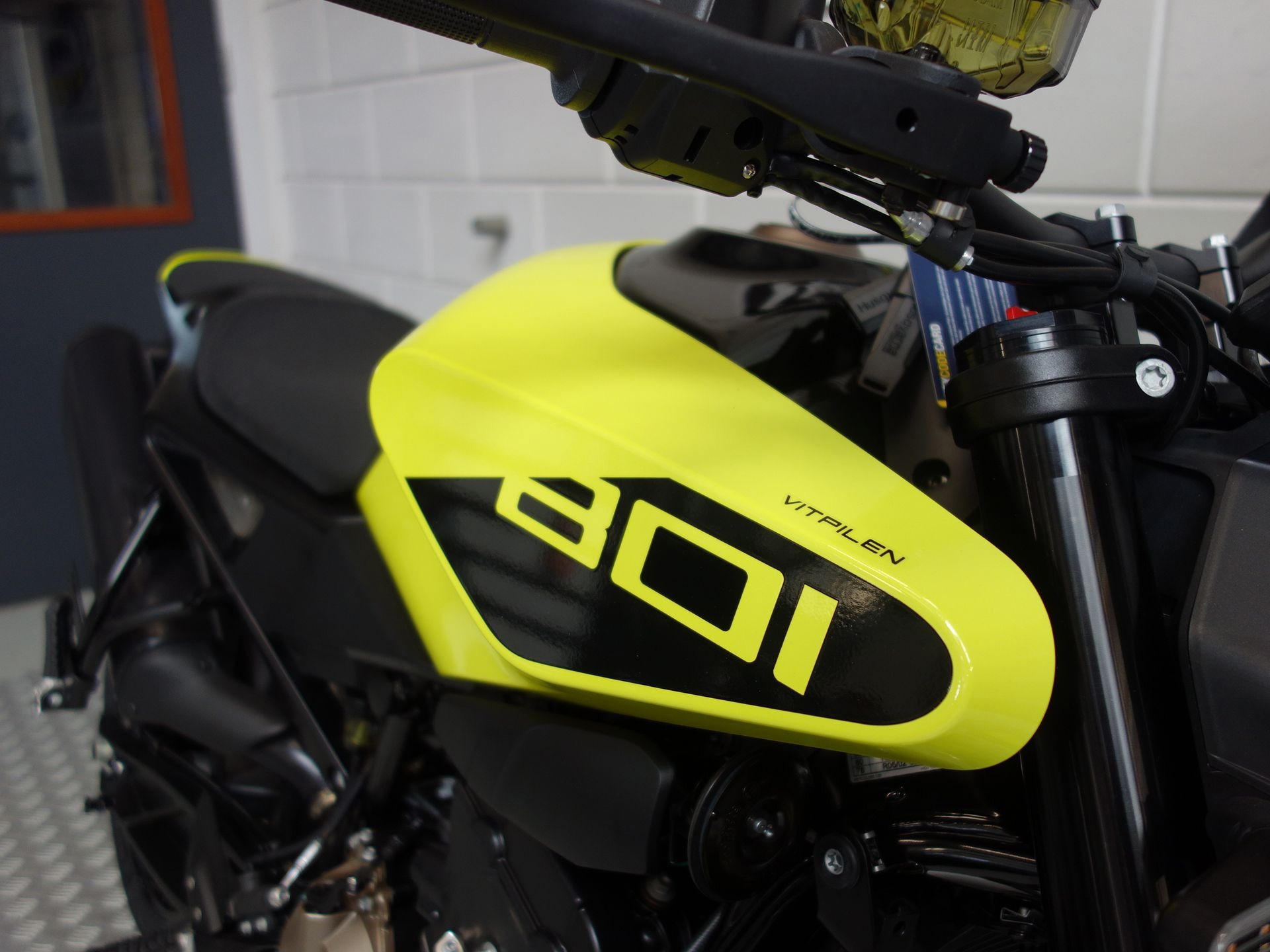 56630704-5 Nieuwe Husqvarna Vitpilen naked bike met cc motor uit 2026 bij NIWA Motoren
