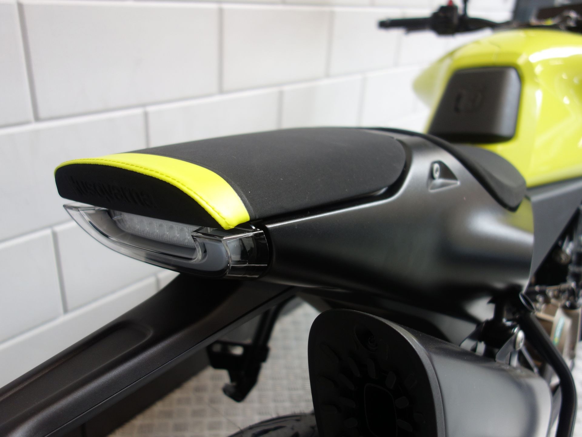 56630704-6 Nieuwe Husqvarna Vitpilen naked bike met cc motor uit 2026 bij NIWA Motoren