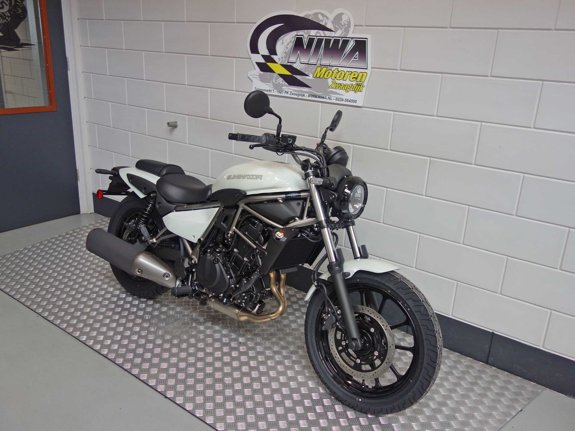 56630722-2 Nieuwe Kawasaki Eliminator 500 chopper met 451cc motor uit 2026 bij NIWA Motoren
