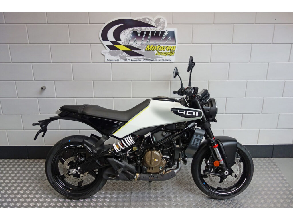 Nieuwe Husqvarna Vitpilen naked bike met cc motor uit 2025 bij NIWA Motoren