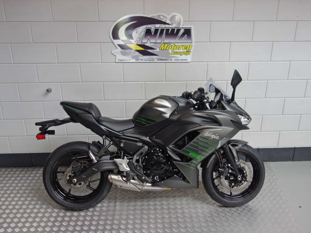 Nieuwe Kawasaki Ninja 650 sport met 649cc motor uit 2026 bij NIWA Motoren