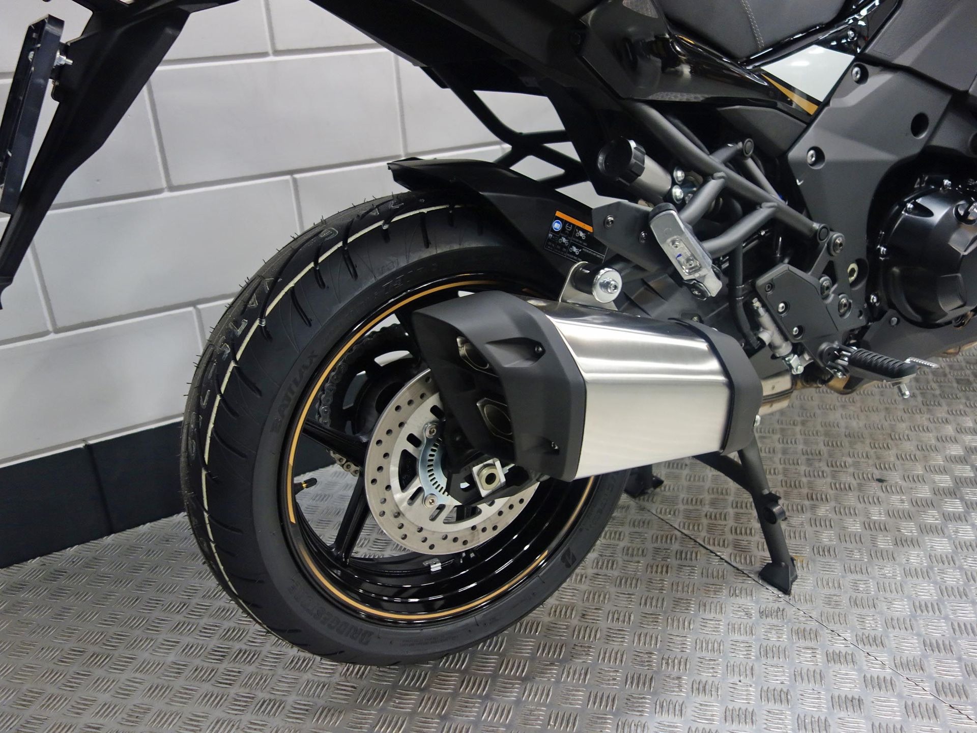 56630911-5 Nieuwe Kawasaki Versys 1100 tour met 1099cc motor uit 2025 bij NIWA Motoren