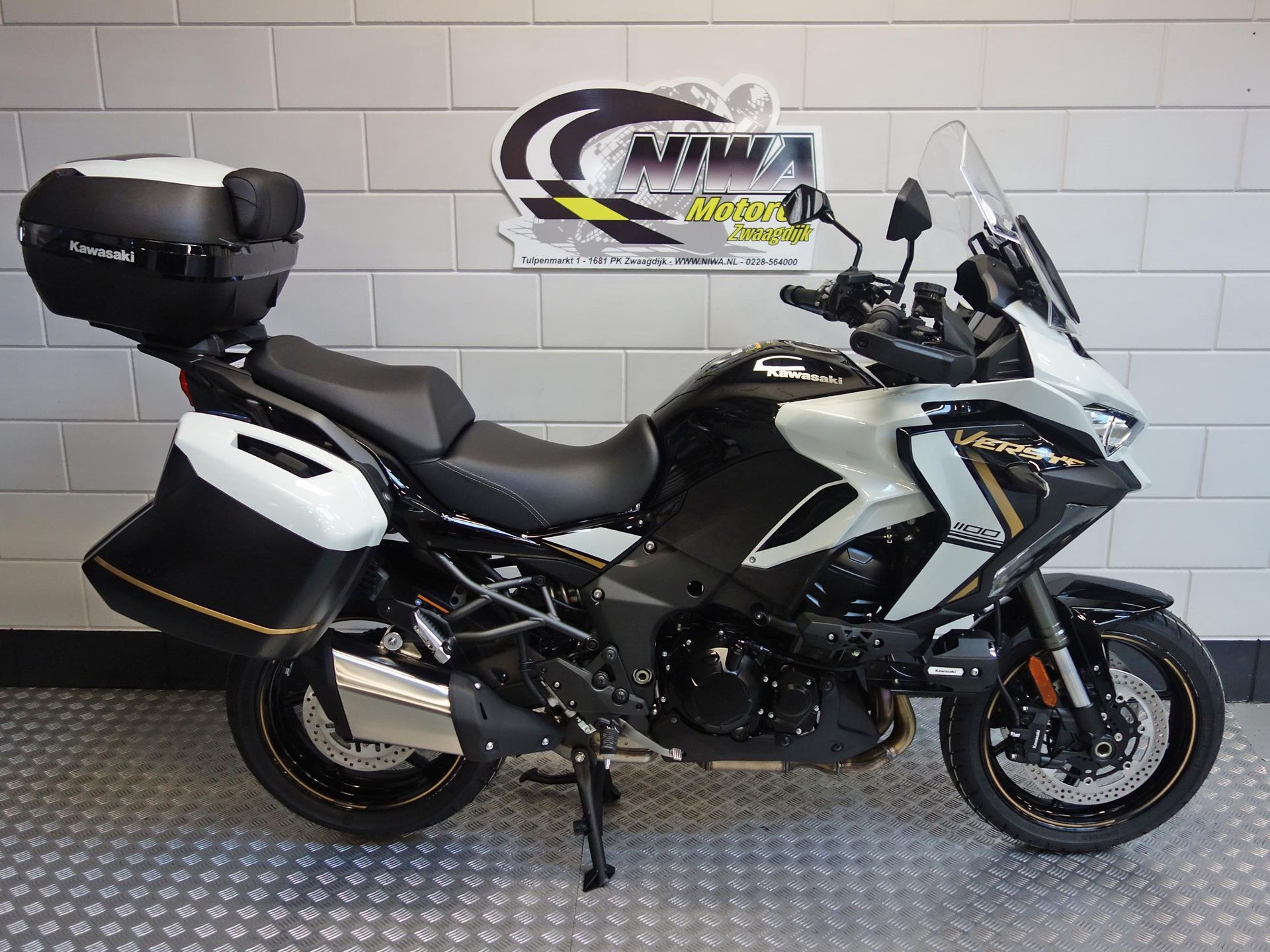 56630946-1 Nieuwe Kawasaki Versys 1100 tour met cc motor uit 2025 bij NIWA Motoren
