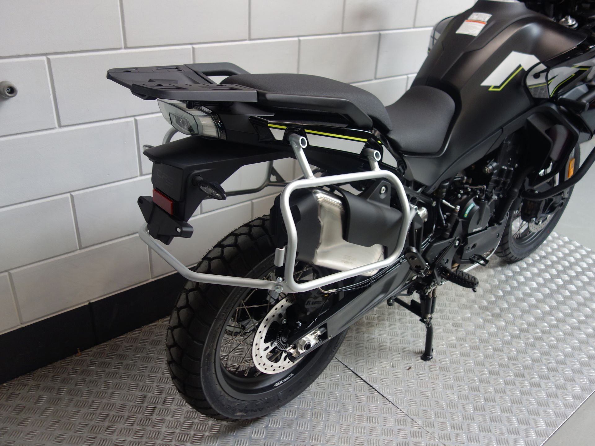 56631157-7 Nieuwe CFMOTO 800 MT tour met 799cc motor uit 2026 bij NIWA Motoren