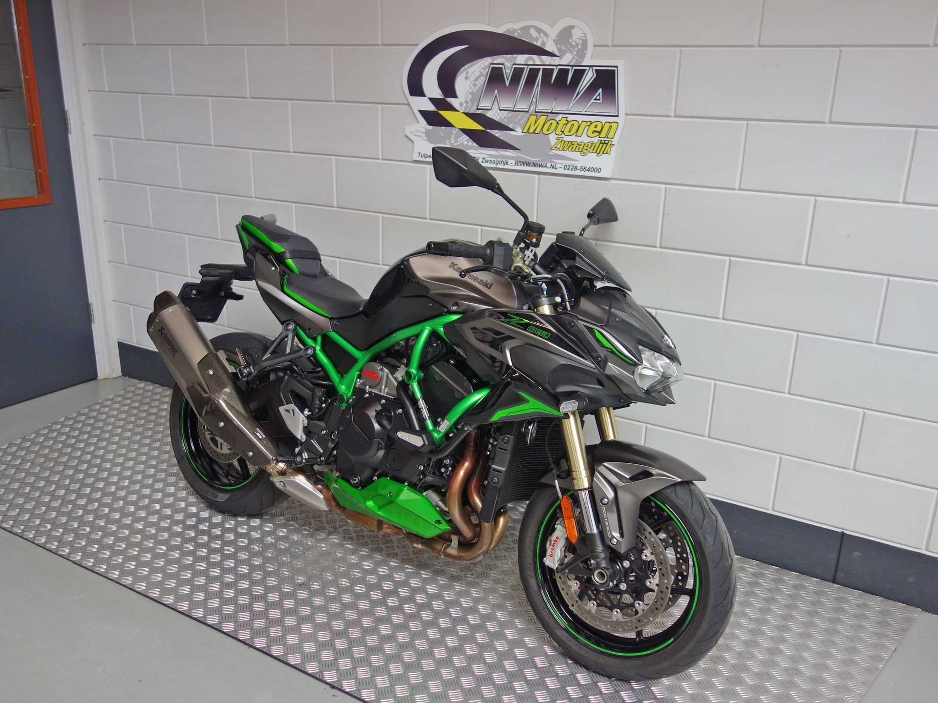 56631731-2 Gebruikte Kawasaki Z H2 naked bike met 998cc motor uit 2024 bij NIWA Motoren