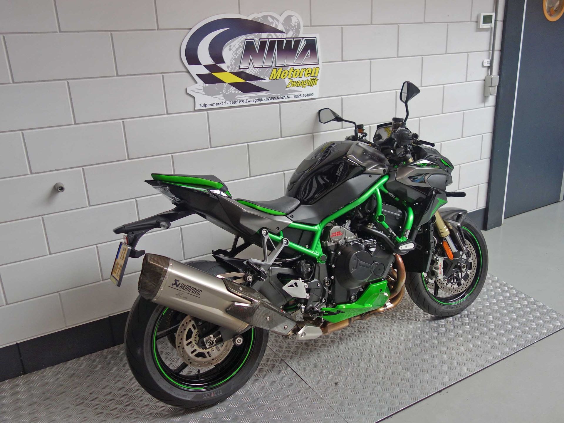 56631731-3 Gebruikte Kawasaki Z H2 naked bike met 998cc motor uit 2024 bij NIWA Motoren