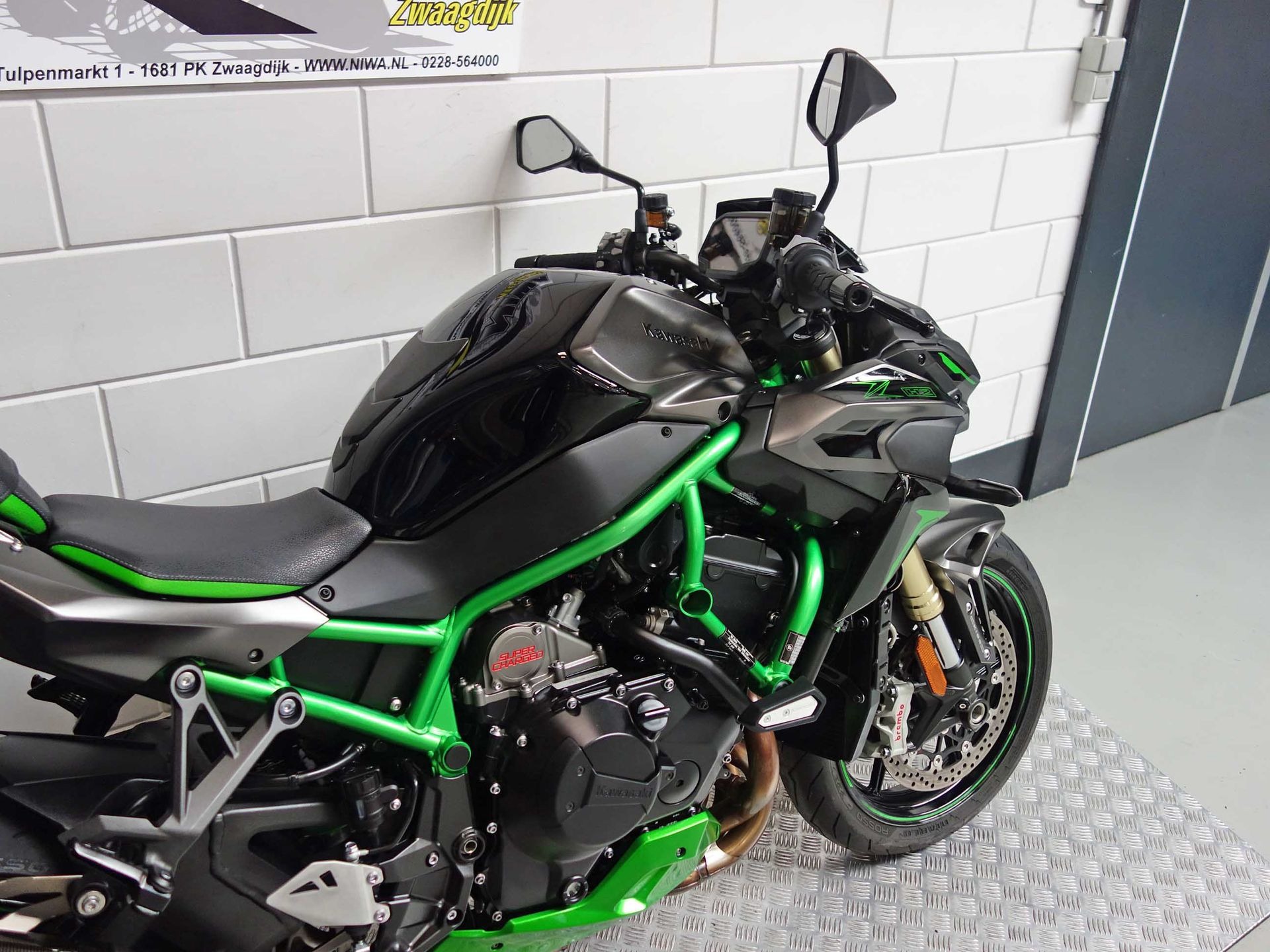 56631731-5 Gebruikte Kawasaki Z H2 naked bike met 998cc motor uit 2024 bij NIWA Motoren