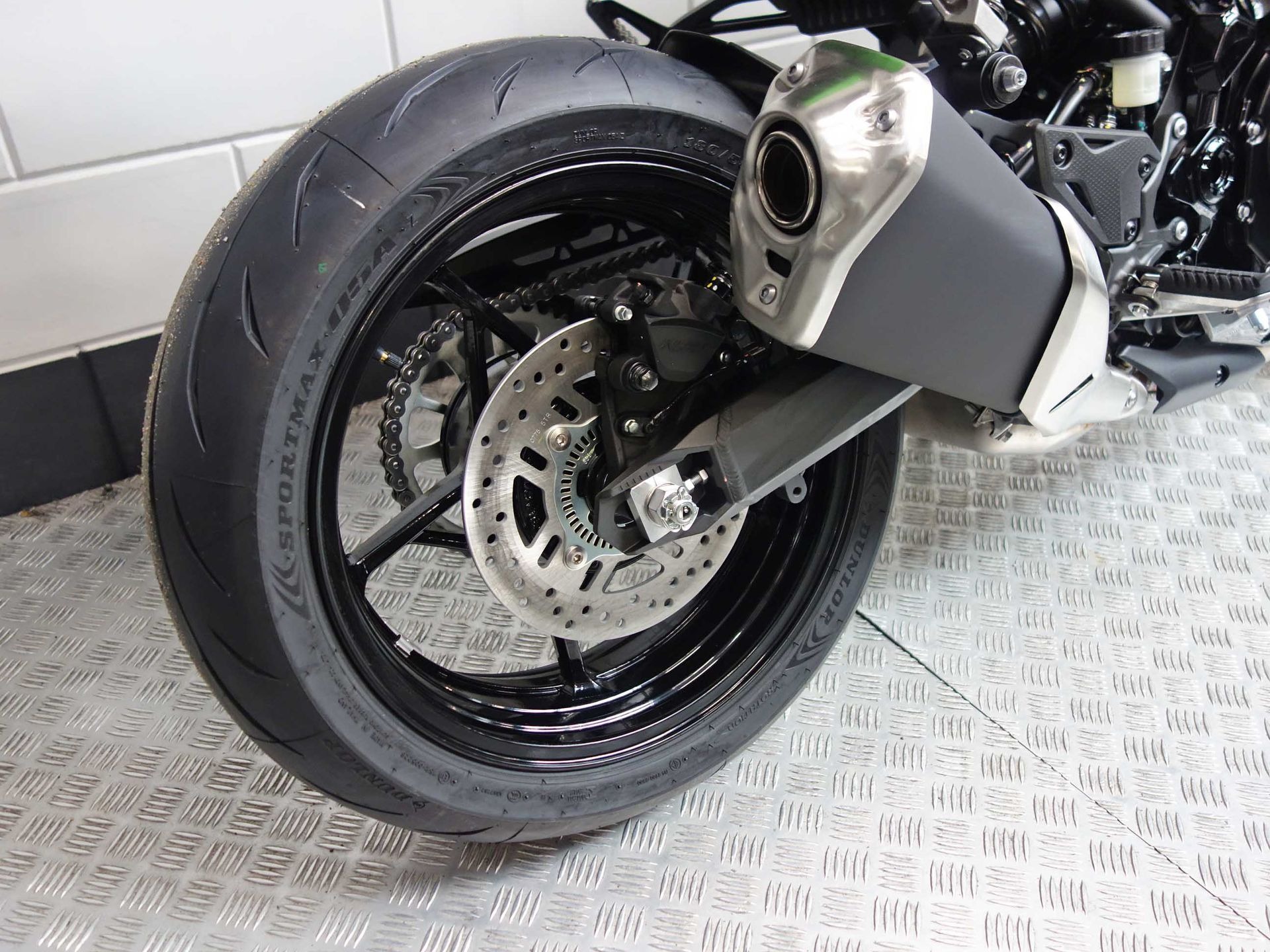 56631850-4 Nieuwe Kawasaki Z900 overig met 949cc motor uit 2026 bij NIWA Motoren
