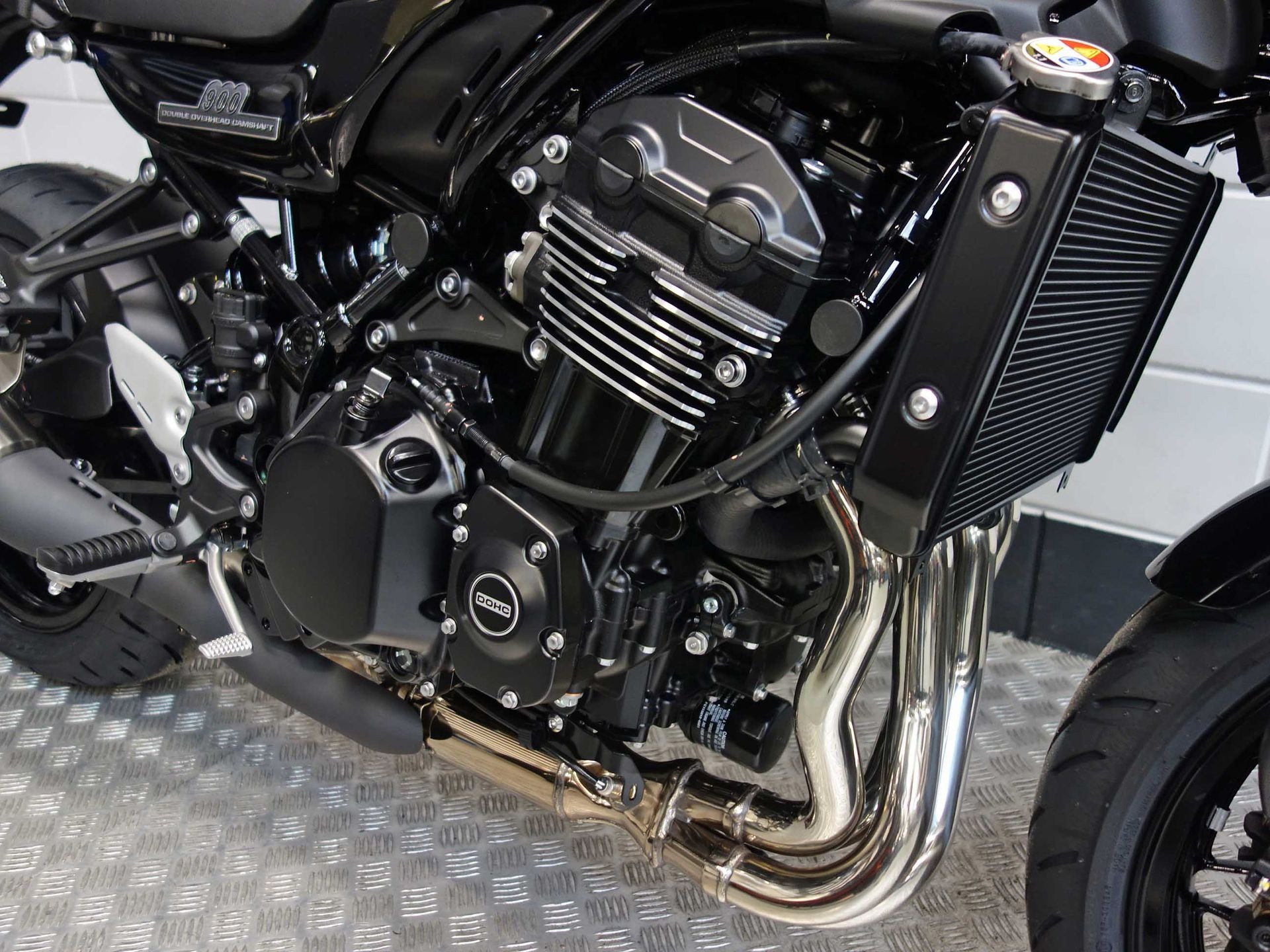 56631907-5 Nieuwe Kawasaki Z900RS naked bike met 948cc motor uit 2026 bij NIWA Motoren