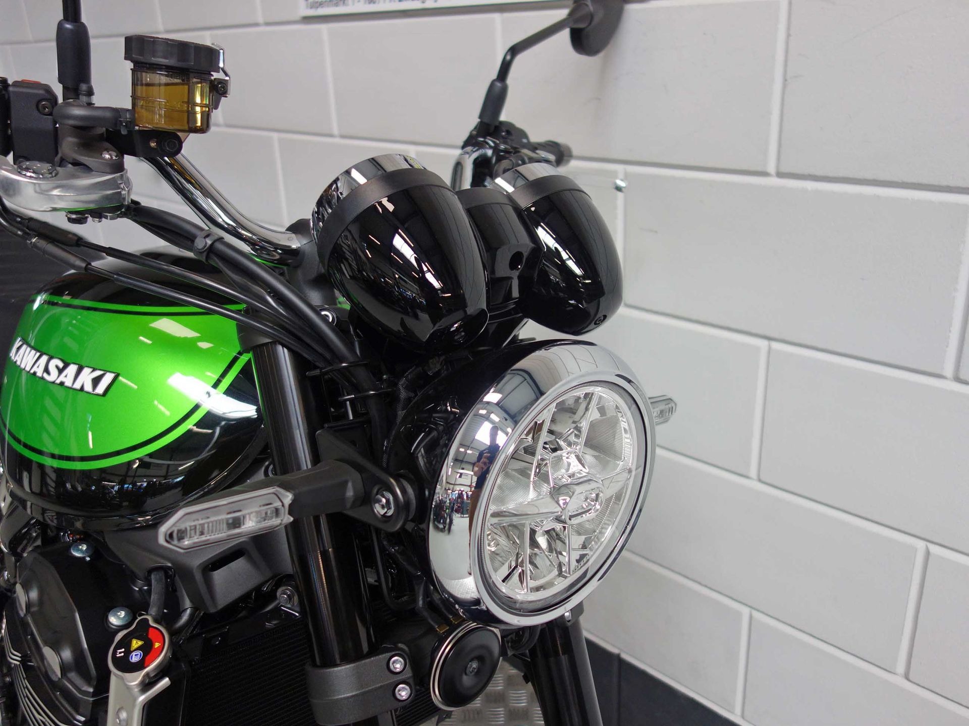 56631911-4 Nieuwe Kawasaki Z900RS naked bike met 948cc motor uit 2026 bij NIWA Motoren