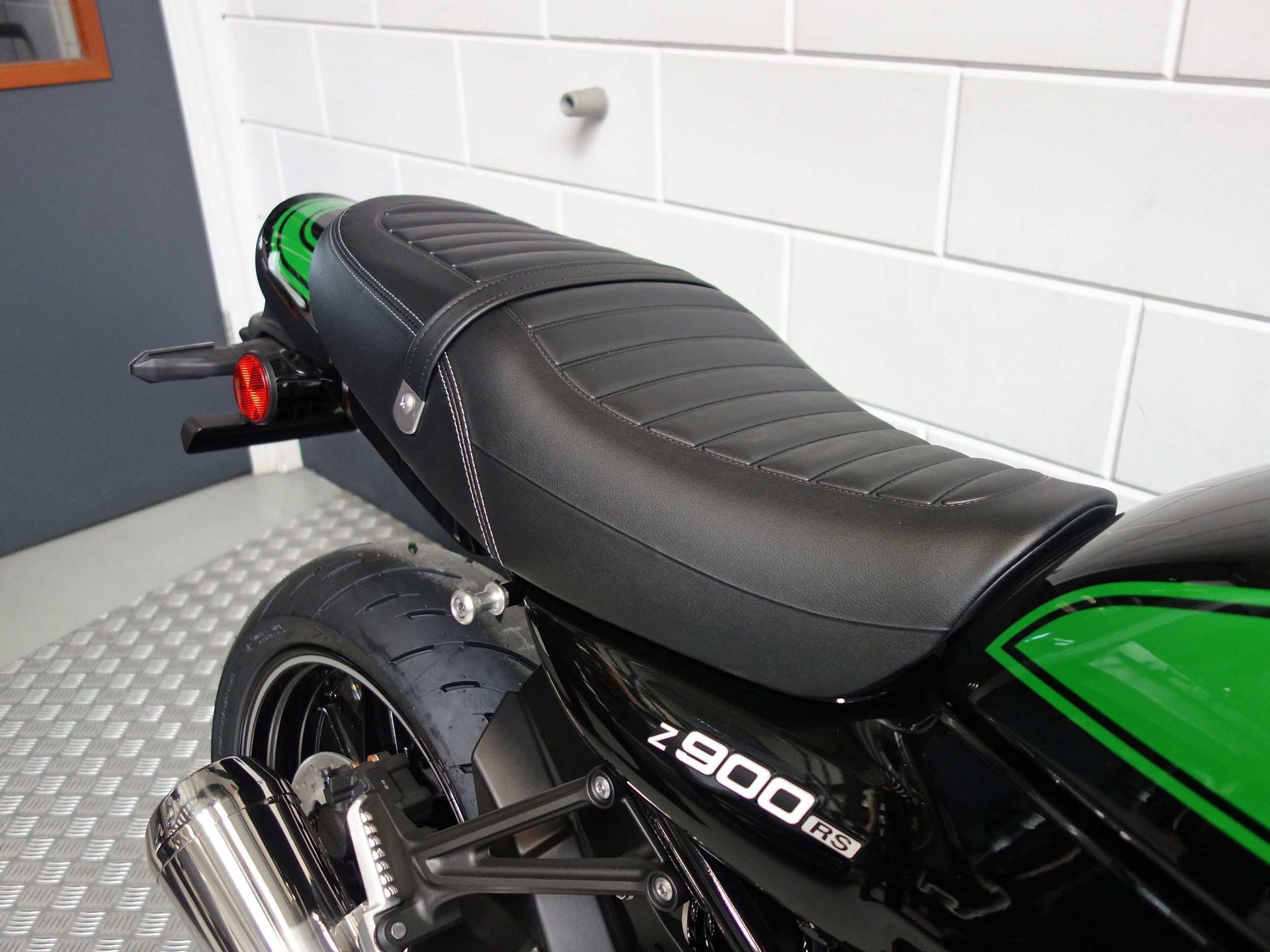 56631911-5 Nieuwe Kawasaki Z900RS naked bike met 948cc motor uit 2026 bij NIWA Motoren