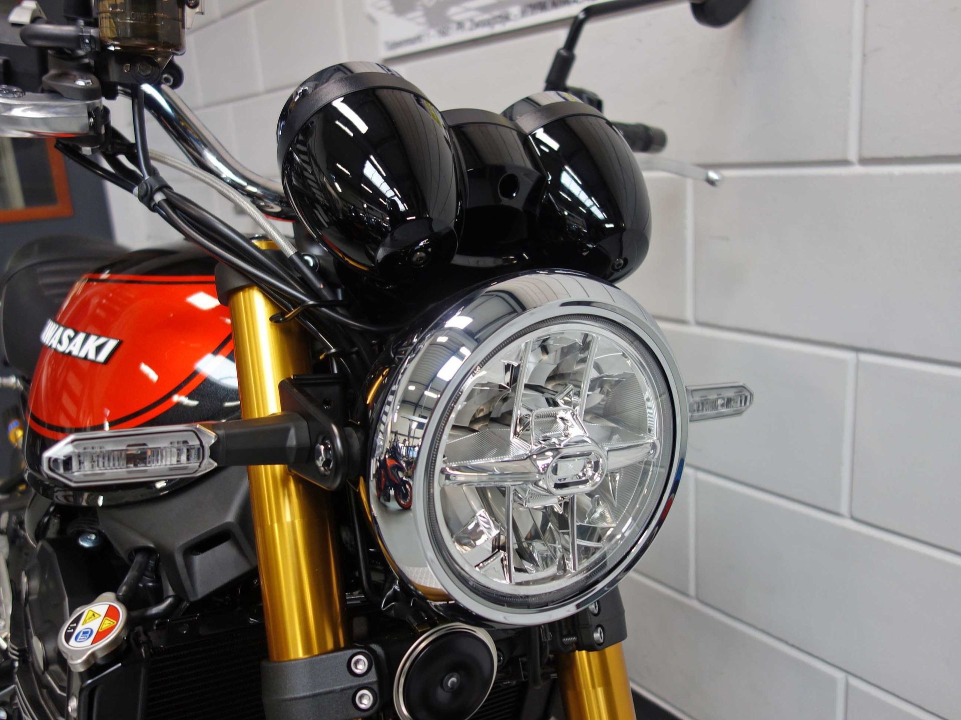 56631917-5 Nieuwe Kawasaki Z900RS naked bike met 948cc motor uit 2026 bij NIWA Motoren