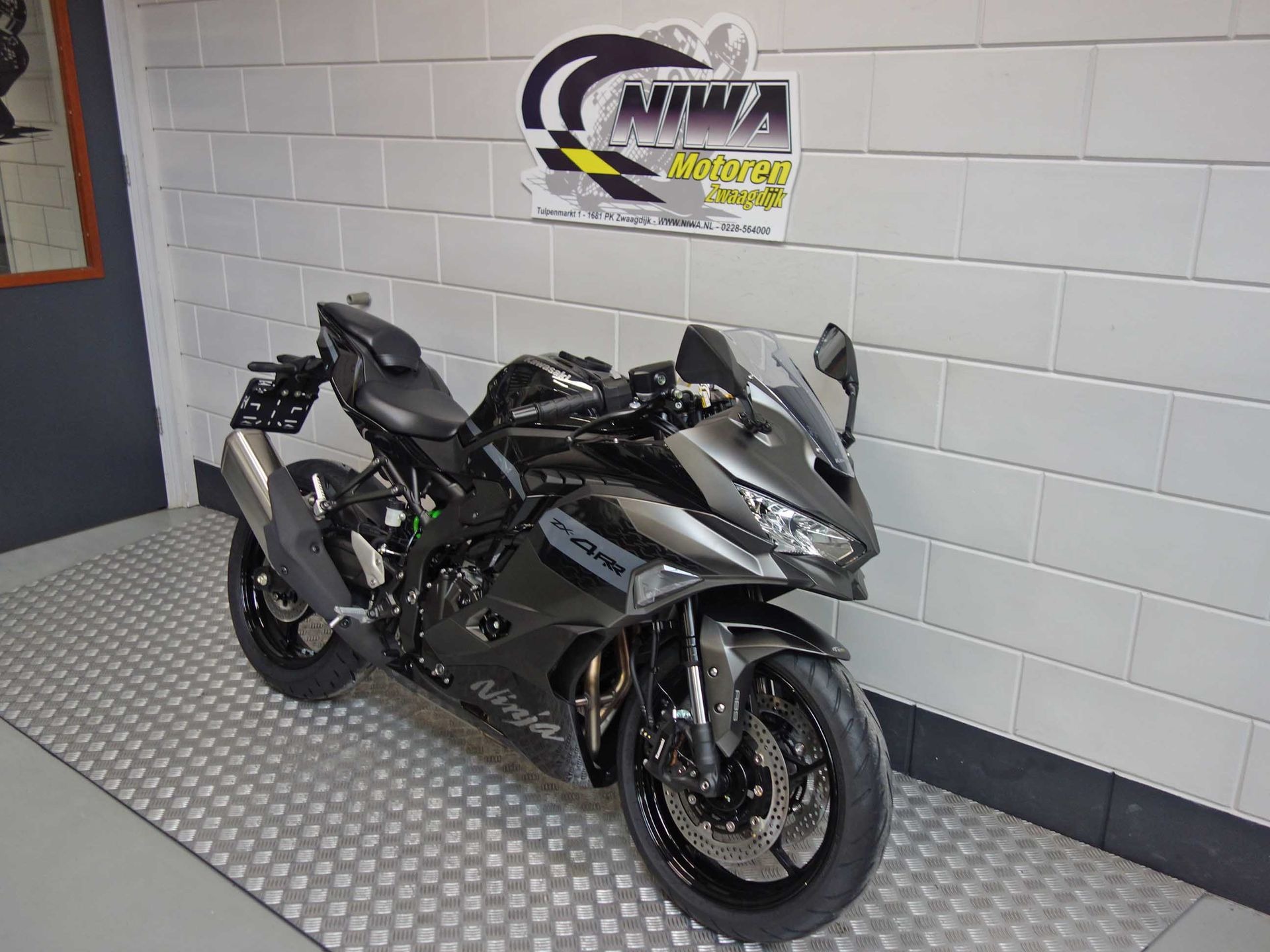 56631973-2 Nieuwe Kawasaki ZX-4 supersport met 399cc motor uit 2026 bij NIWA Motoren