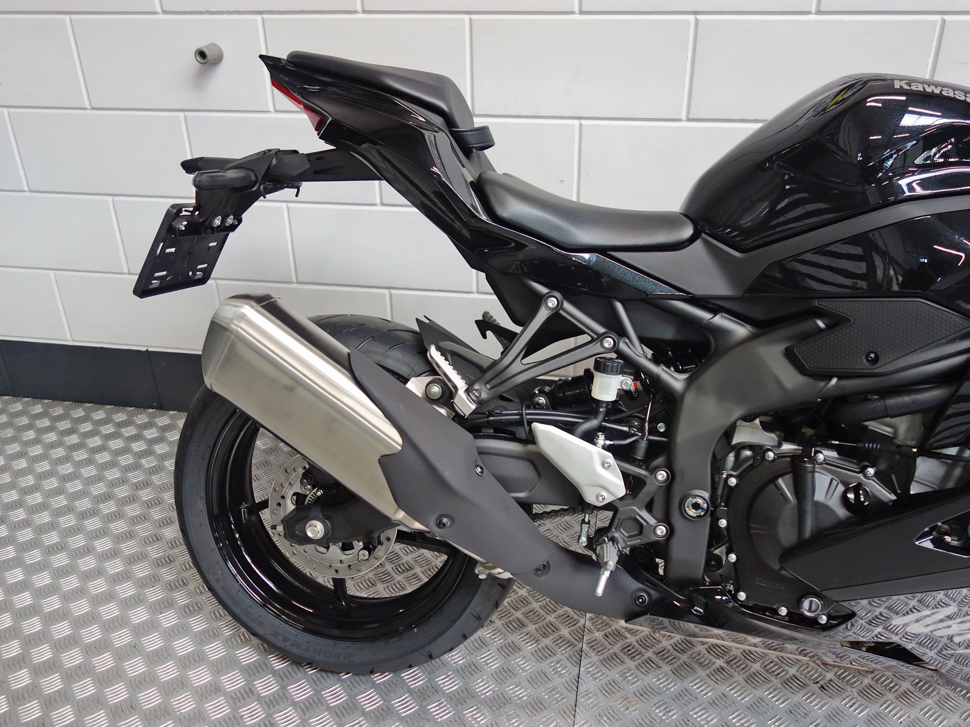 56631975-4 Nieuwe Kawasaki ZX-4 supersport met 399cc motor uit 2026 bij NIWA Motoren