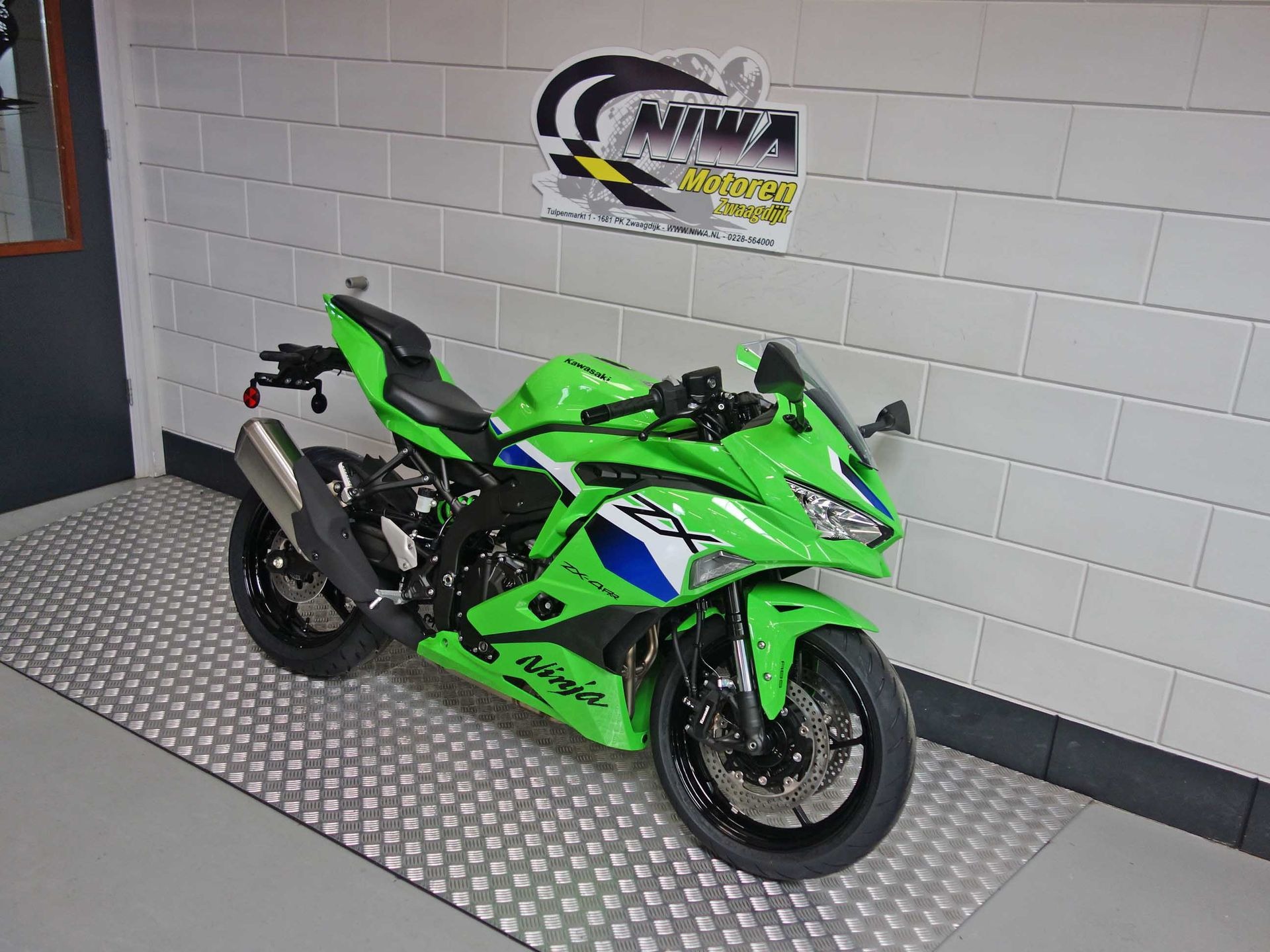 56631978-2 Nieuwe Kawasaki ZX-4 supersport met 399cc motor uit 2026 bij NIWA Motoren