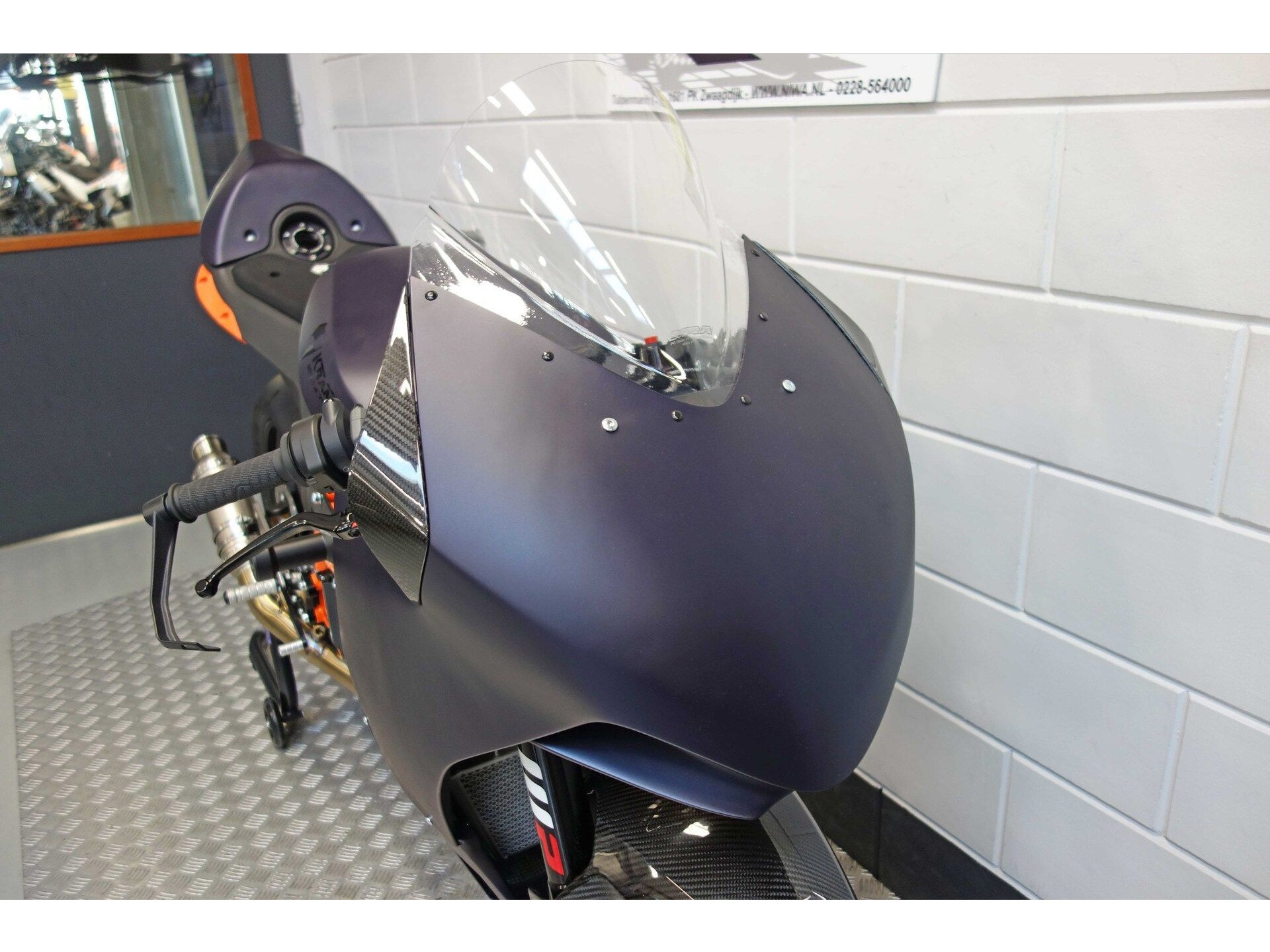 56632007-14 Nieuwe supersport met 890cc motor uit 2025 bij NIWA Motoren