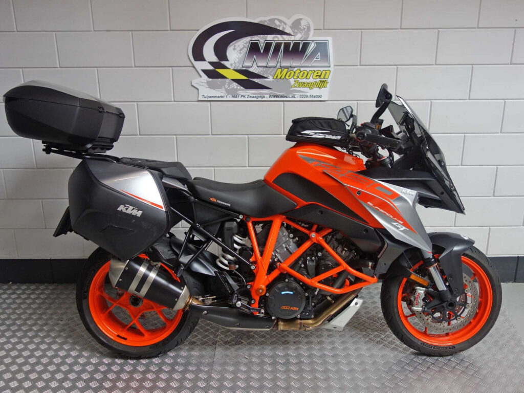 Gebruikte KTM 1290 tour met 1301cc motor uit 2019 bij NIWA Motoren