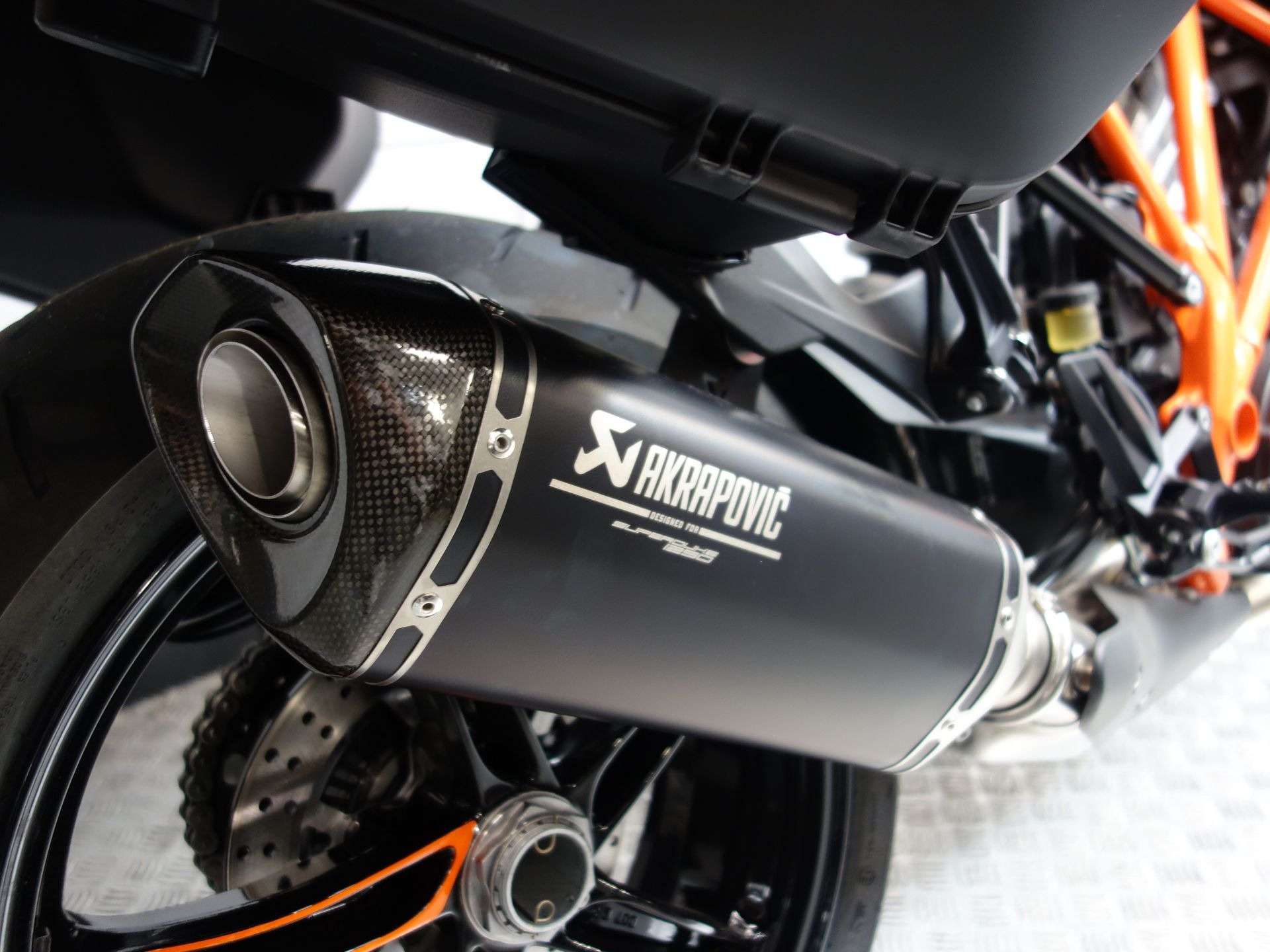56632128-8 Nieuwe KTM 1290 tour met 1301cc motor uit 2024 bij NIWA Motoren