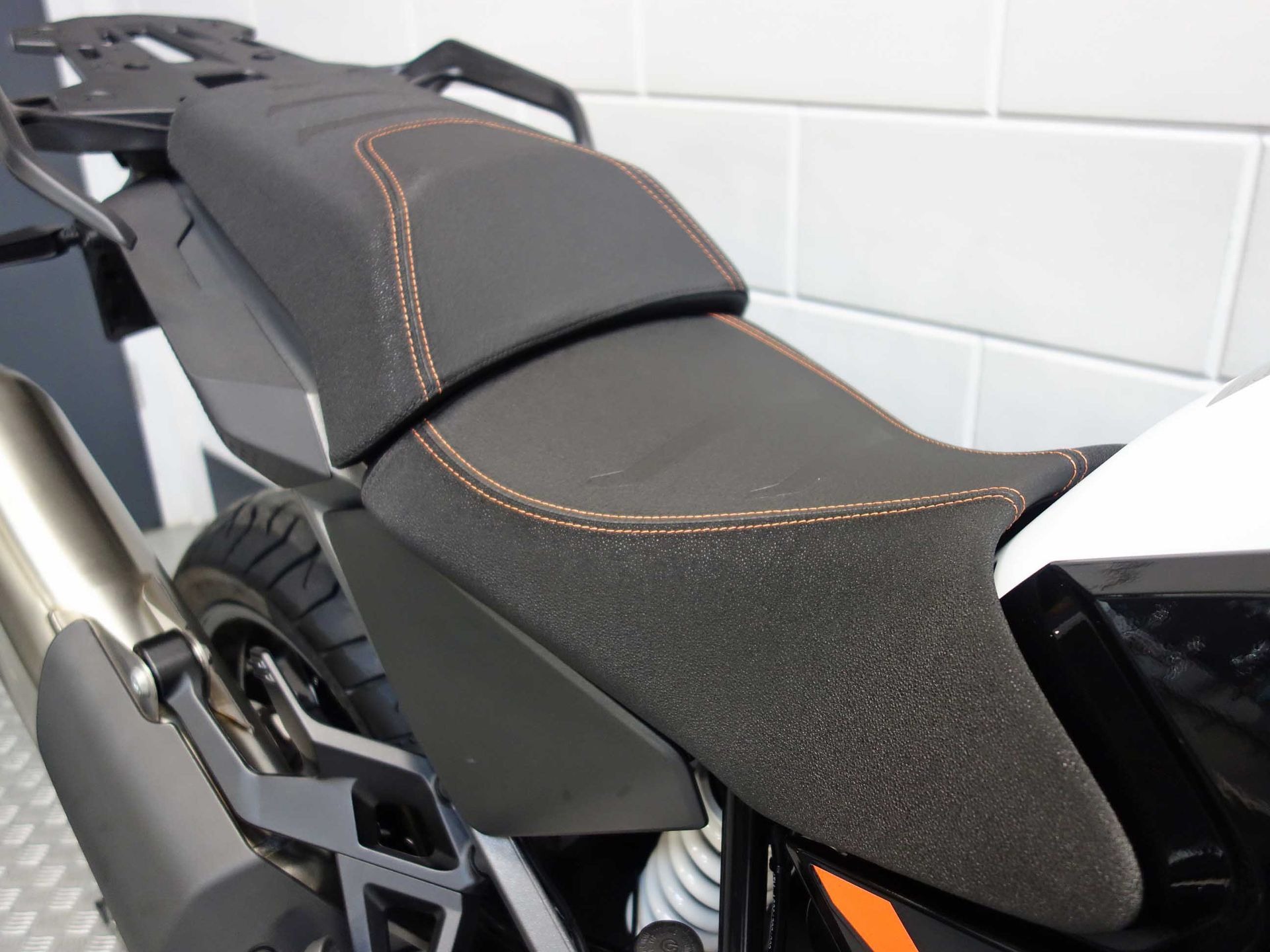 56632194-6 Nieuwe KTM 1390 all-road met 1350cc motor uit 2026 bij NIWA Motoren
