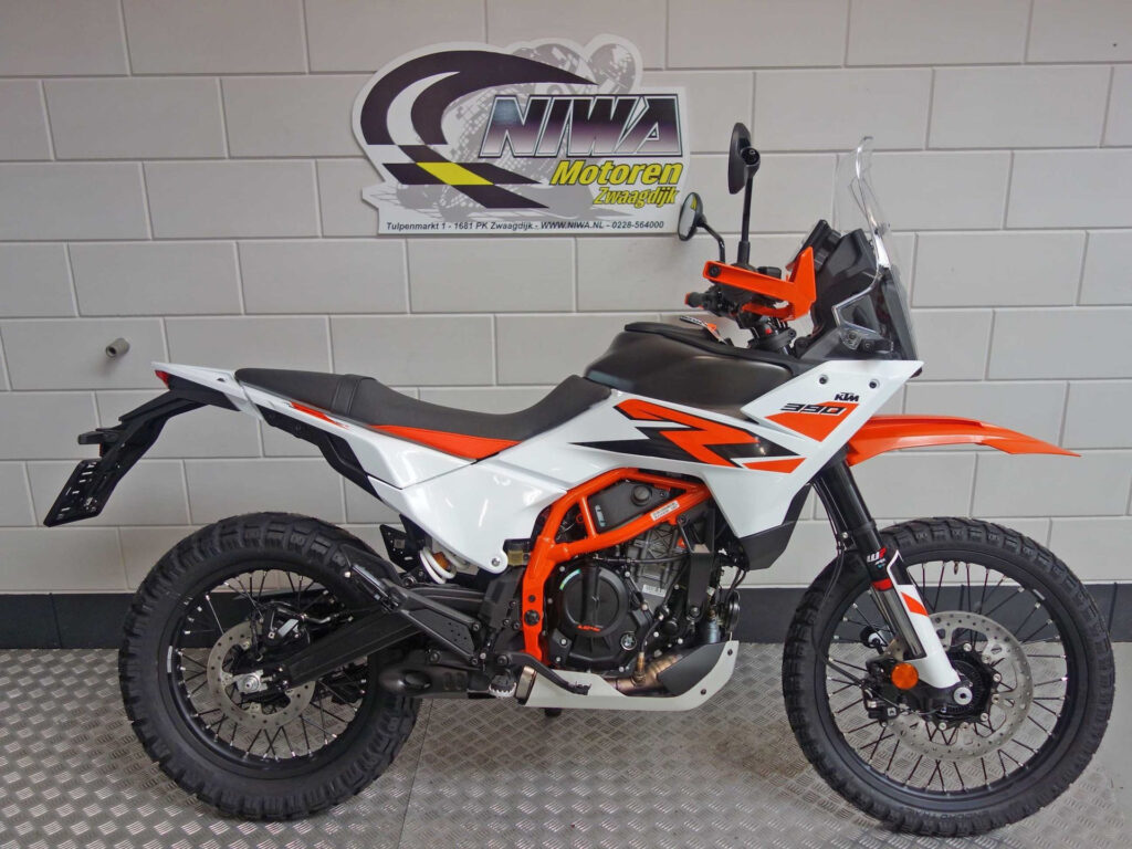 Nieuwe KTM 390 tour met 390cc motor uit 2026 bij NIWA Motoren