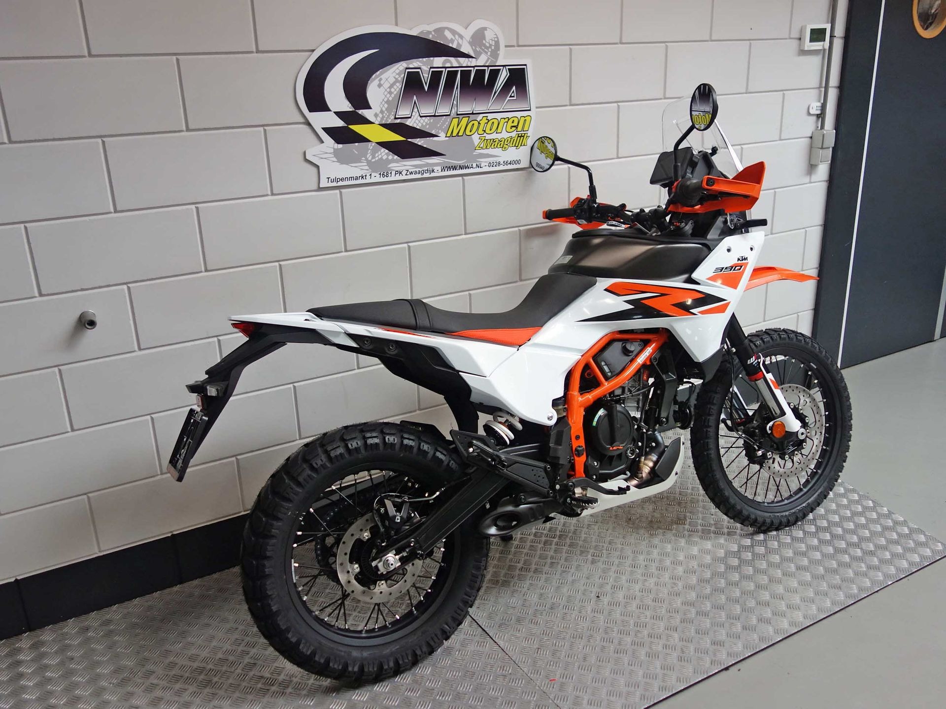 56632246-3 Nieuwe KTM 390 tour met 390cc motor uit 2026 bij NIWA Motoren