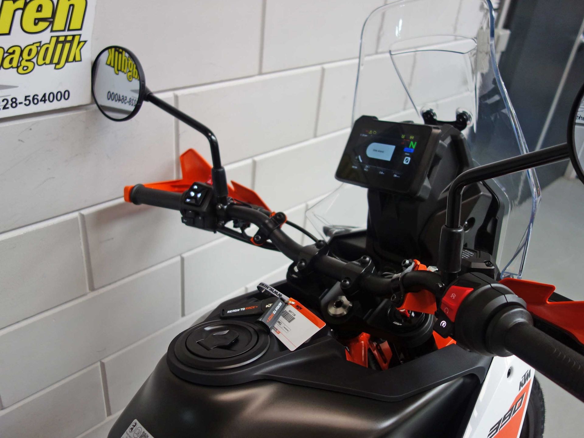 56632246-5 Nieuwe KTM 390 tour met 390cc motor uit 2026 bij NIWA Motoren
