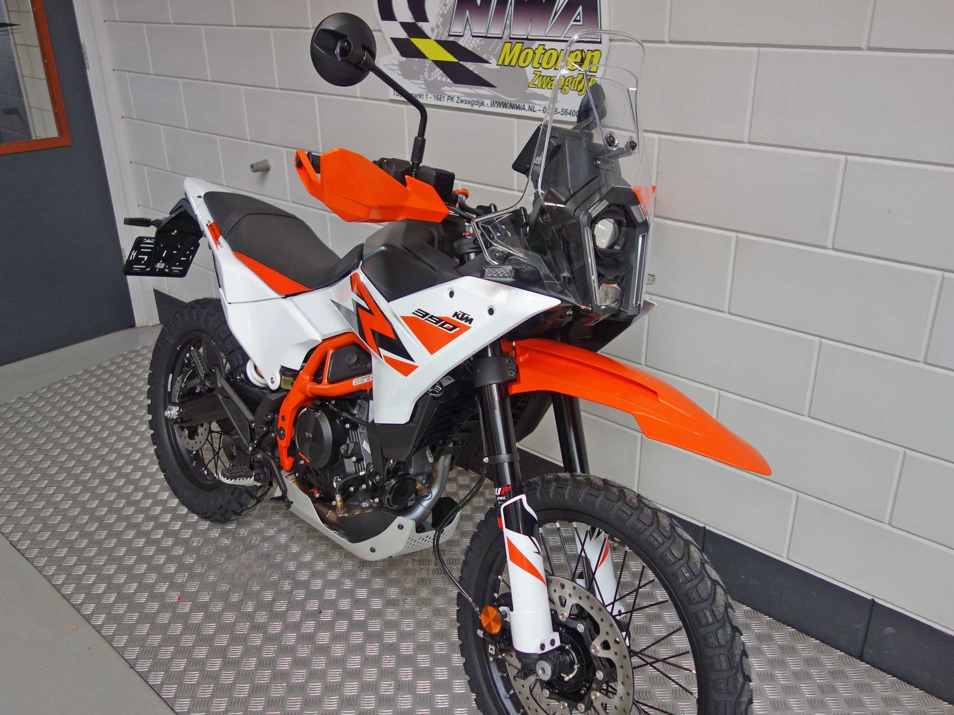 56632246-7 Nieuwe KTM 390 tour met 390cc motor uit 2026 bij NIWA Motoren