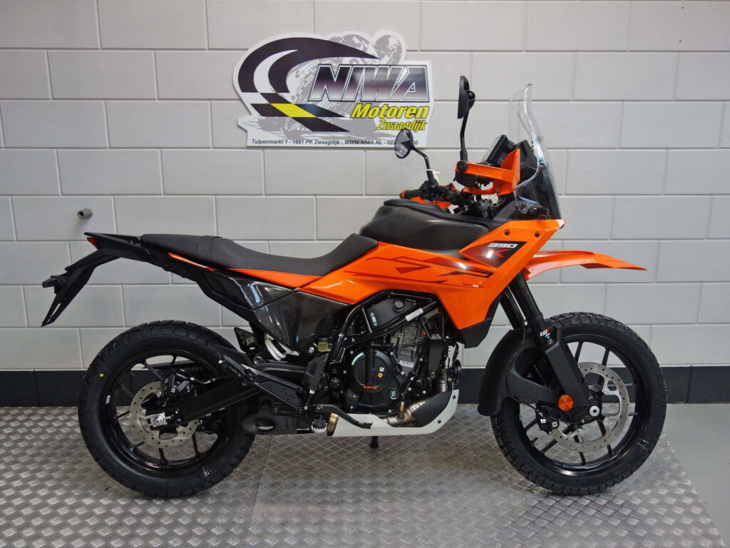 Nieuwe KTM 390 tour met 390cc motor uit 2026 bij NIWA Motoren