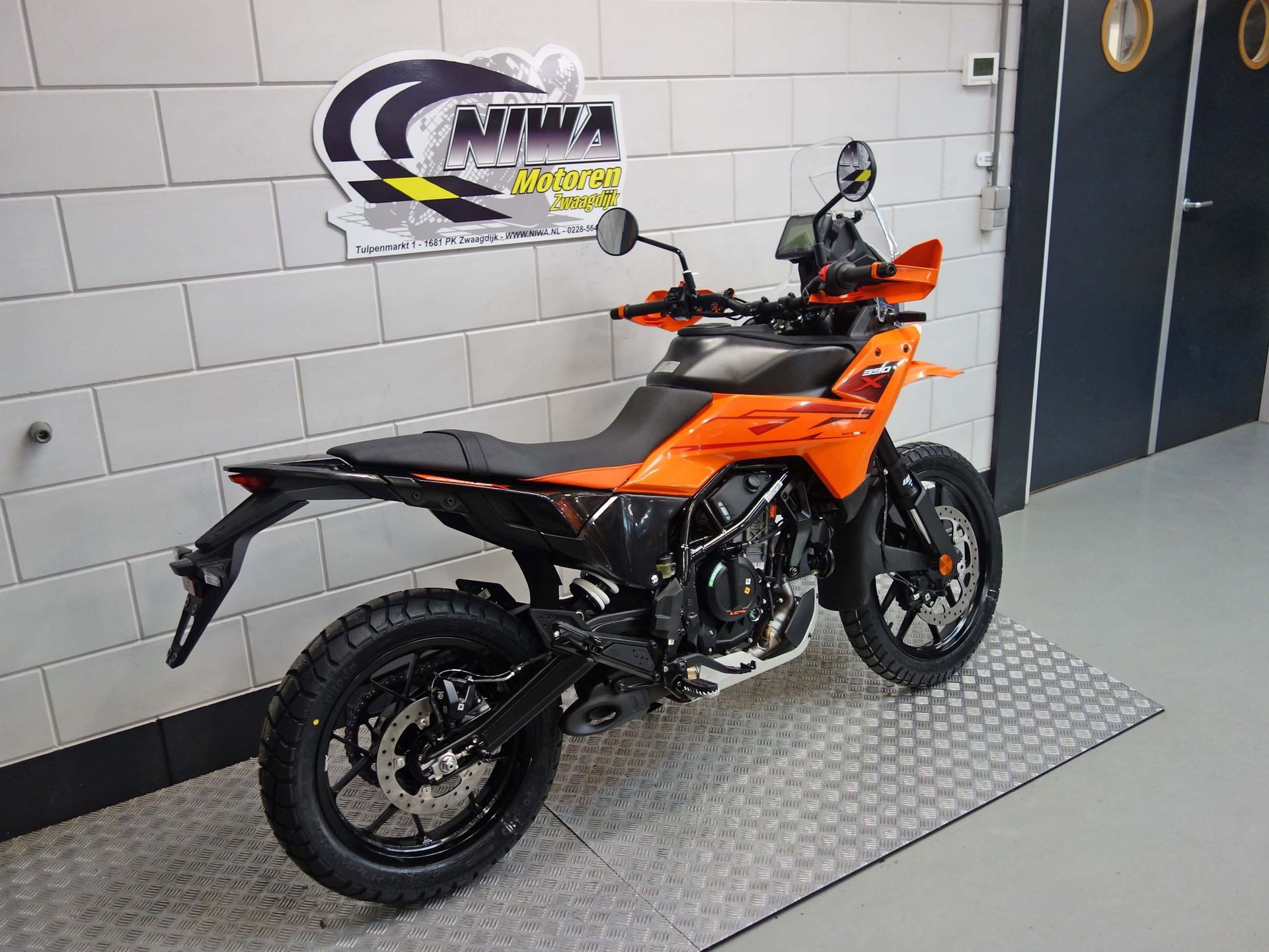 56632249-3 Nieuwe KTM 390 tour met 390cc motor uit 2026 bij NIWA Motoren