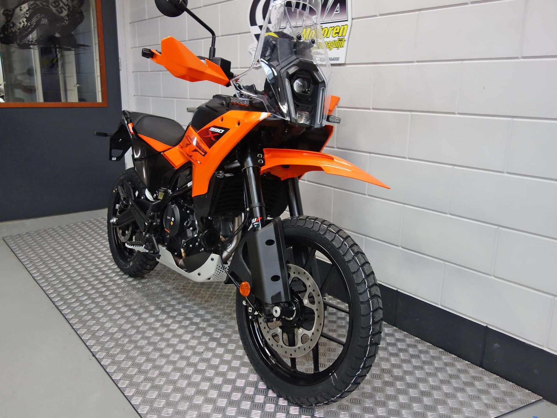 56632249-4 Nieuwe KTM 390 tour met 390cc motor uit 2026 bij NIWA Motoren