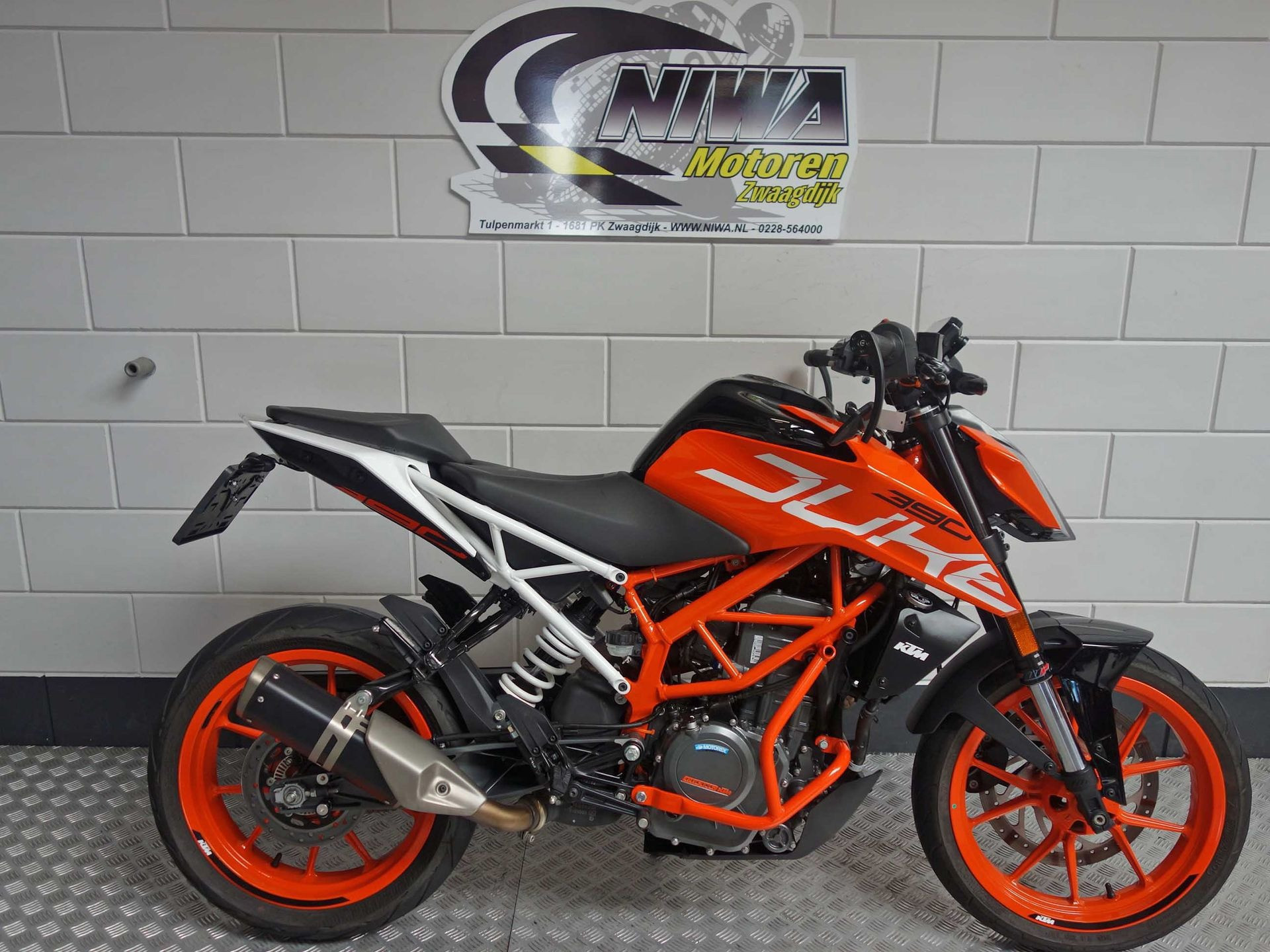 56632250-1 Gebruikte KTM 390 naked bike met 373cc motor uit 2020 bij NIWA Motoren