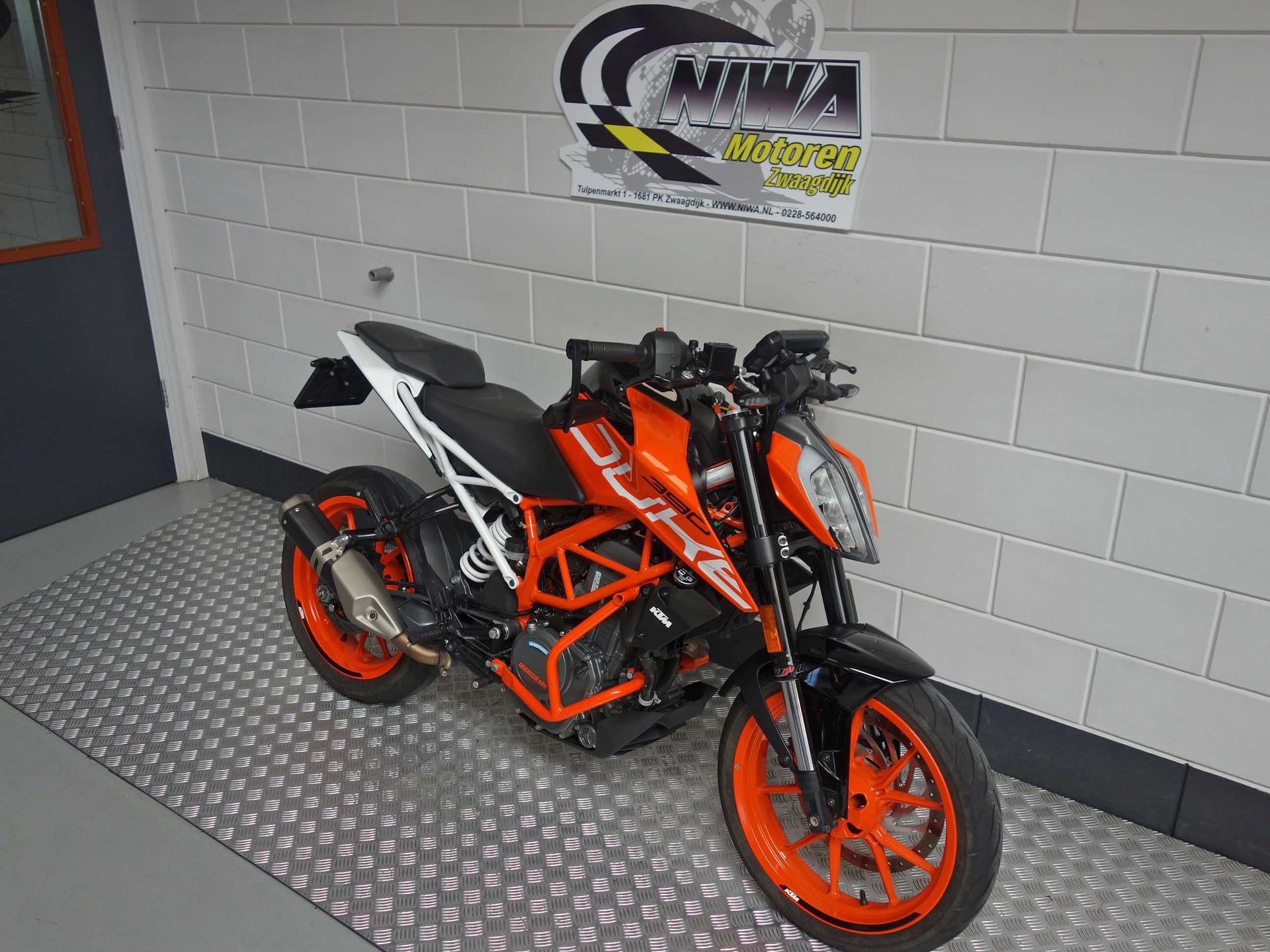 56632250-2 Gebruikte KTM 390 naked bike met 373cc motor uit 2020 bij NIWA Motoren