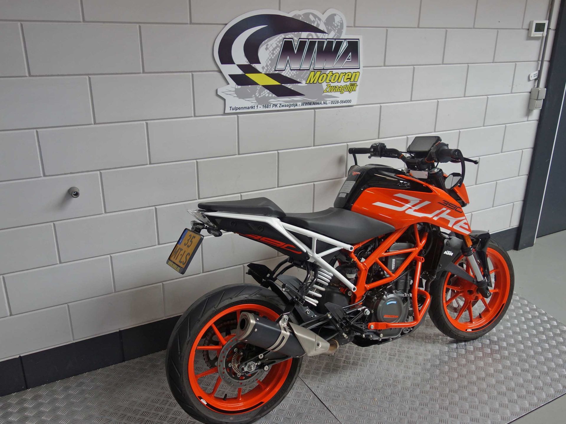 56632250-3 Gebruikte KTM 390 naked bike met 373cc motor uit 2020 bij NIWA Motoren