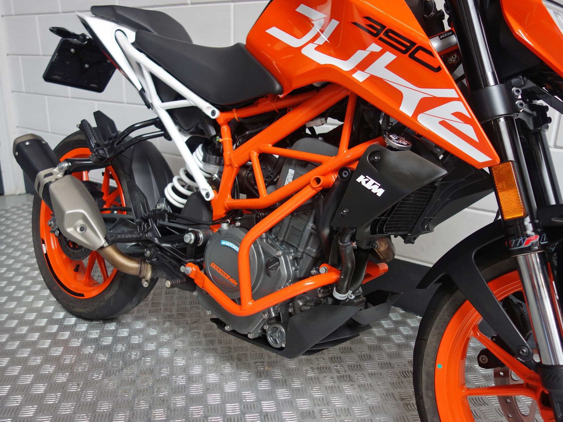 56632250-5 Gebruikte KTM 390 naked bike met 373cc motor uit 2020 bij NIWA Motoren