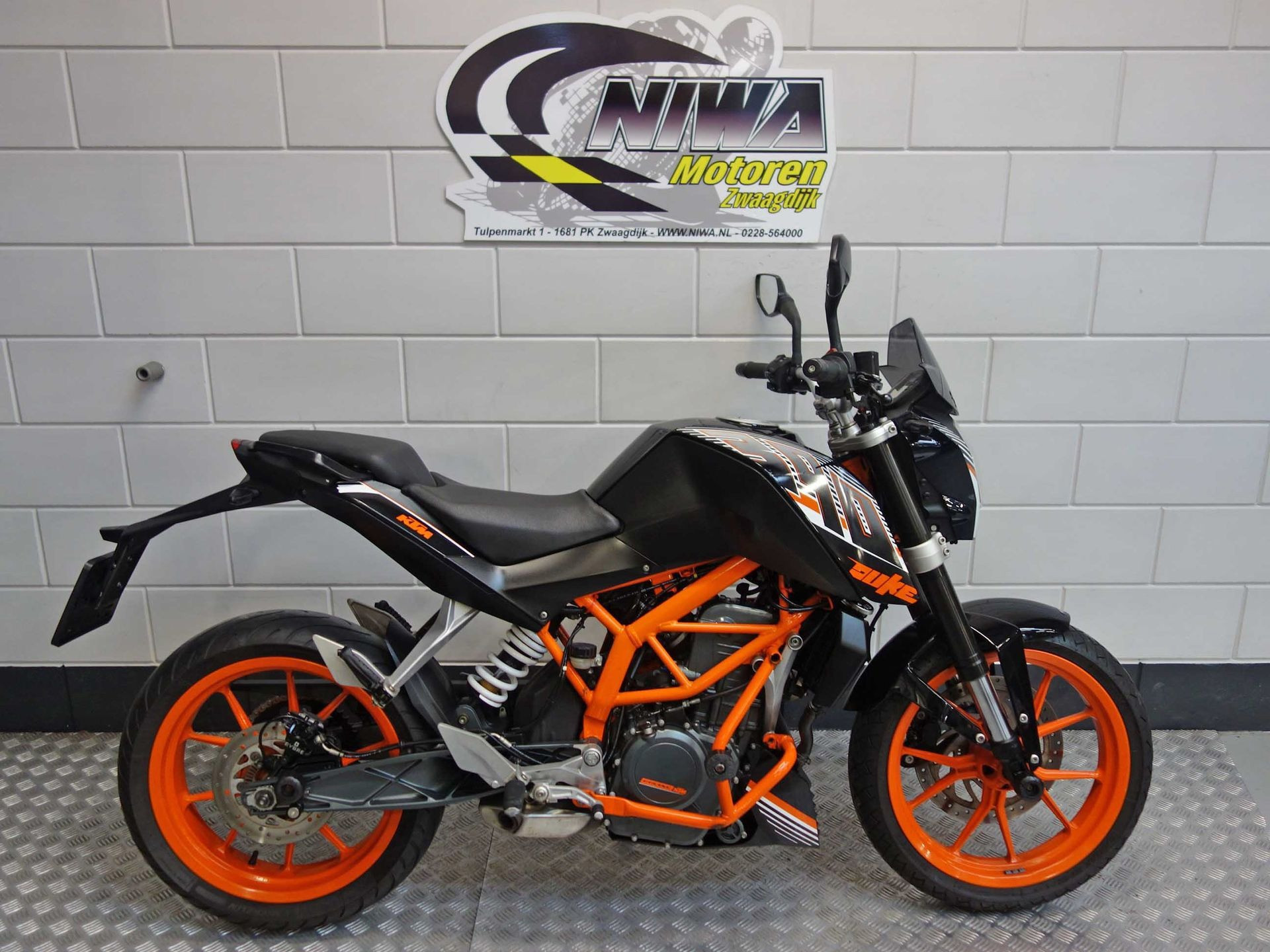 56632276-1 Gebruikte KTM 390 naked bike met 373cc motor uit 2016 bij NIWA Motoren