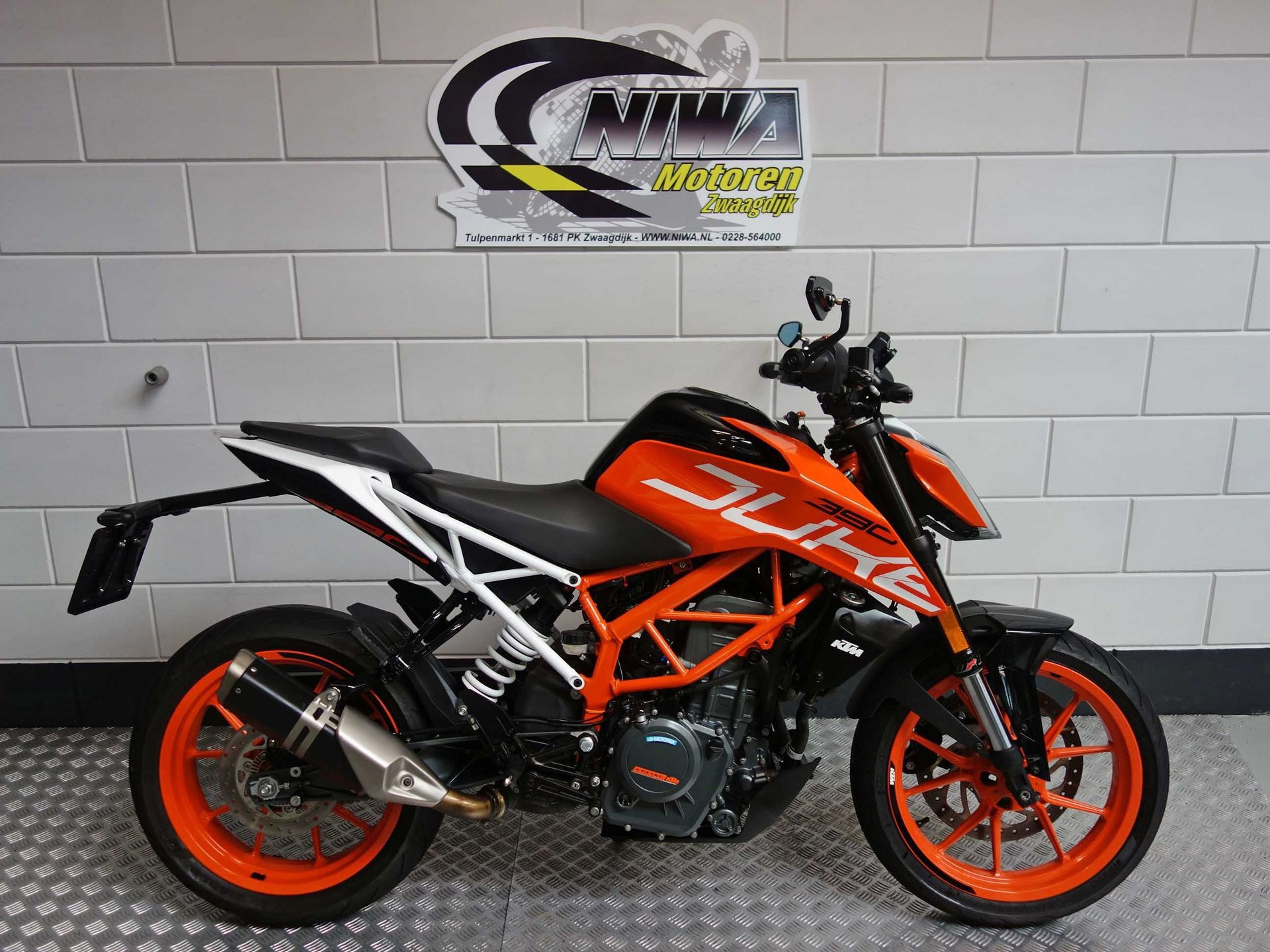 56632281-1 Gebruikte KTM 390 naked bike met 373cc motor uit 2017 bij NIWA Motoren