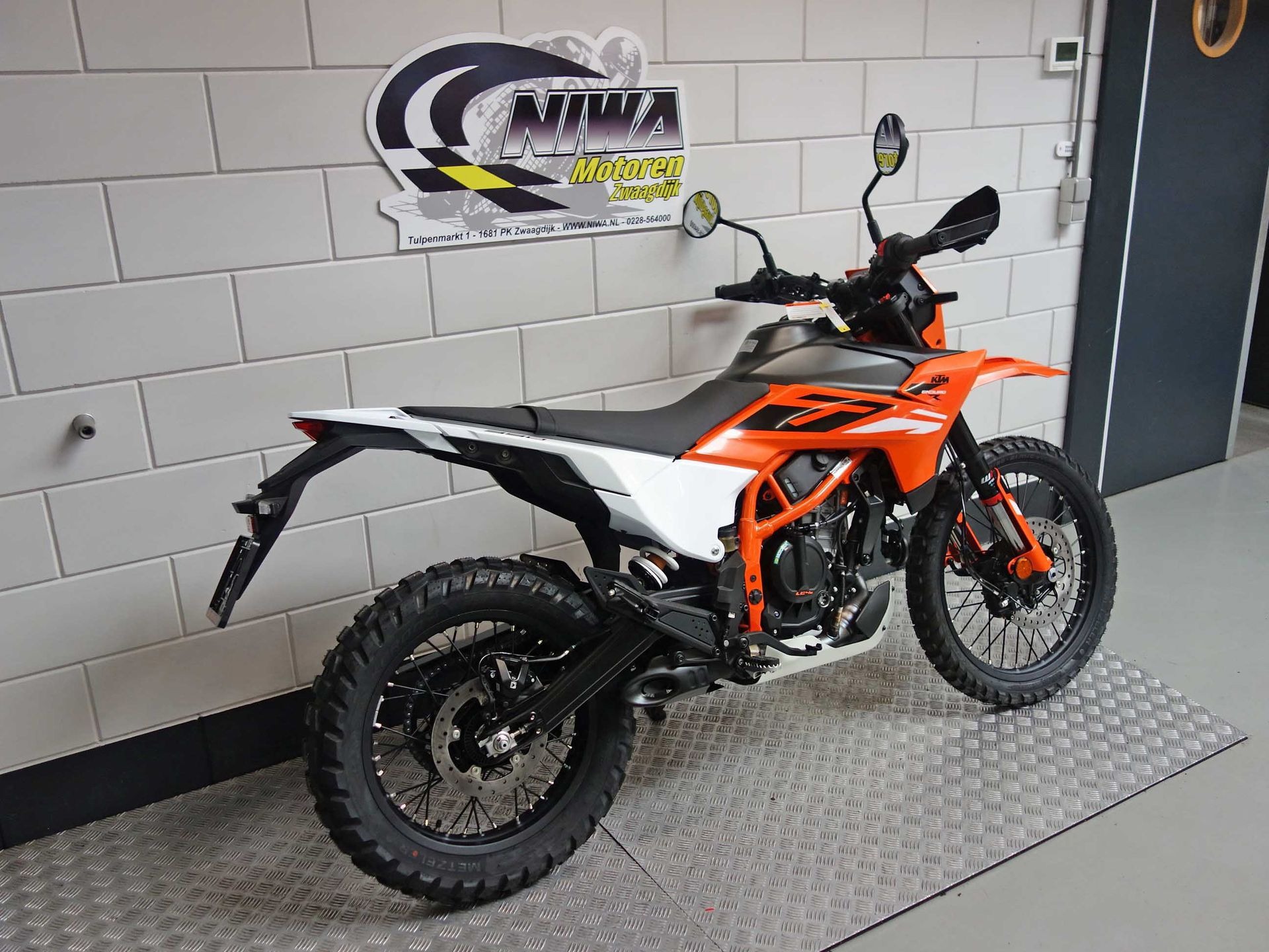 56632285-3 Nieuwe KTM 390 enduro met 390cc motor uit 2026 bij NIWA Motoren