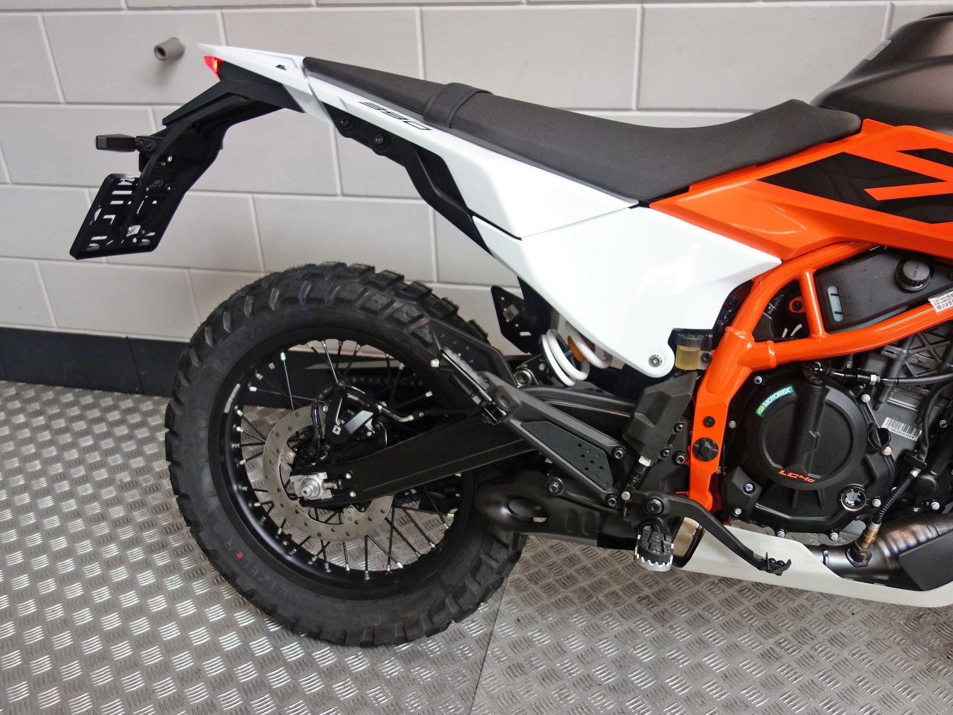 56632285-4 Nieuwe KTM 390 enduro met 390cc motor uit 2026 bij NIWA Motoren