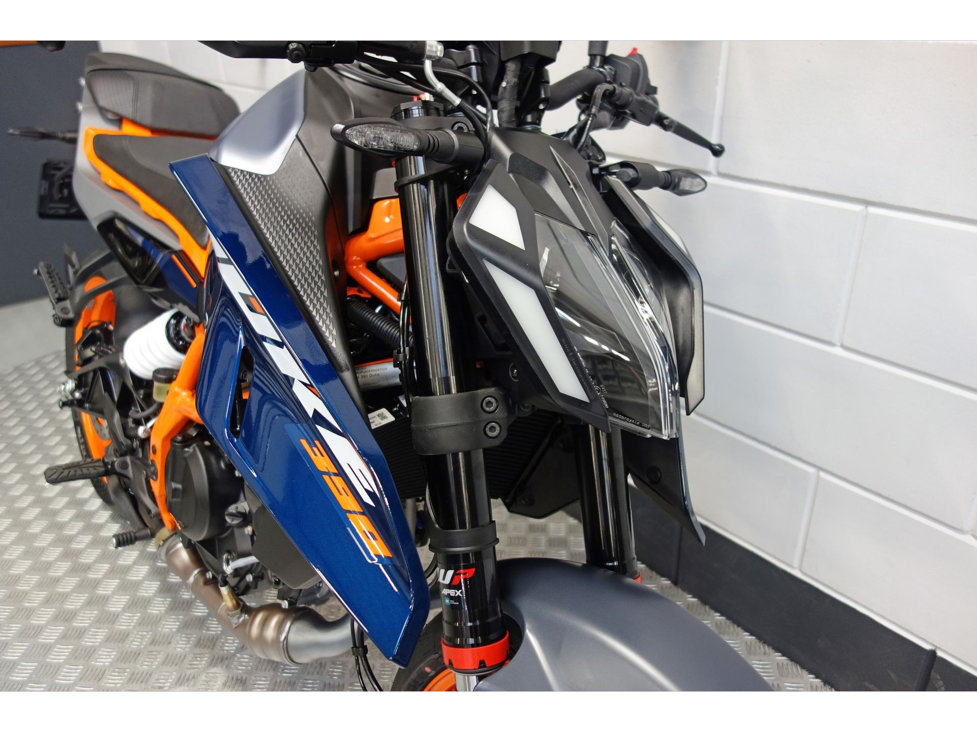 56632295-4 Nieuwe KTM 390 naked bike met 373cc motor uit 2025 bij NIWA Motoren