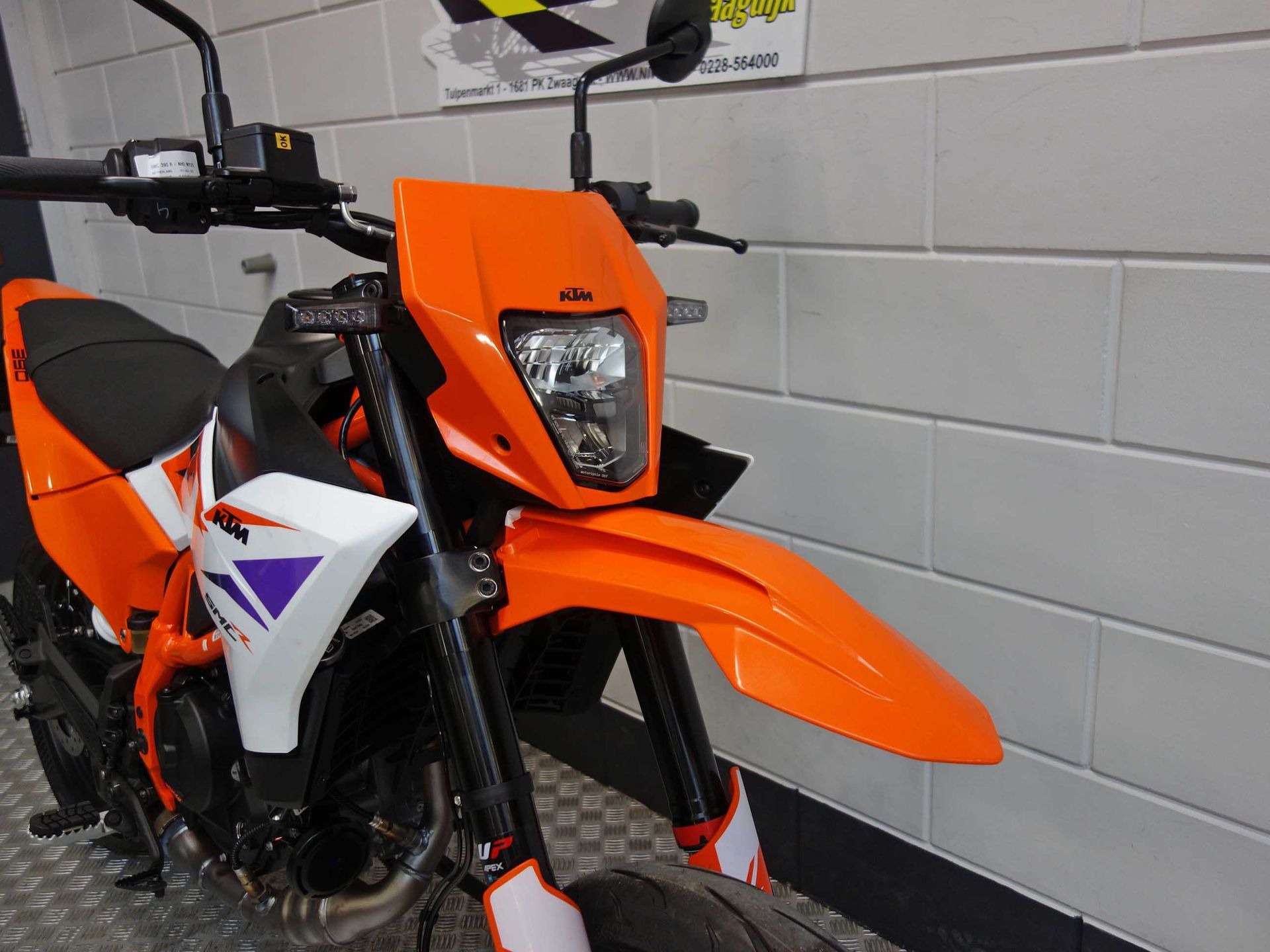 56632301-5 Nieuwe KTM 390 supermotard met 390cc motor uit 2026 bij NIWA Motoren