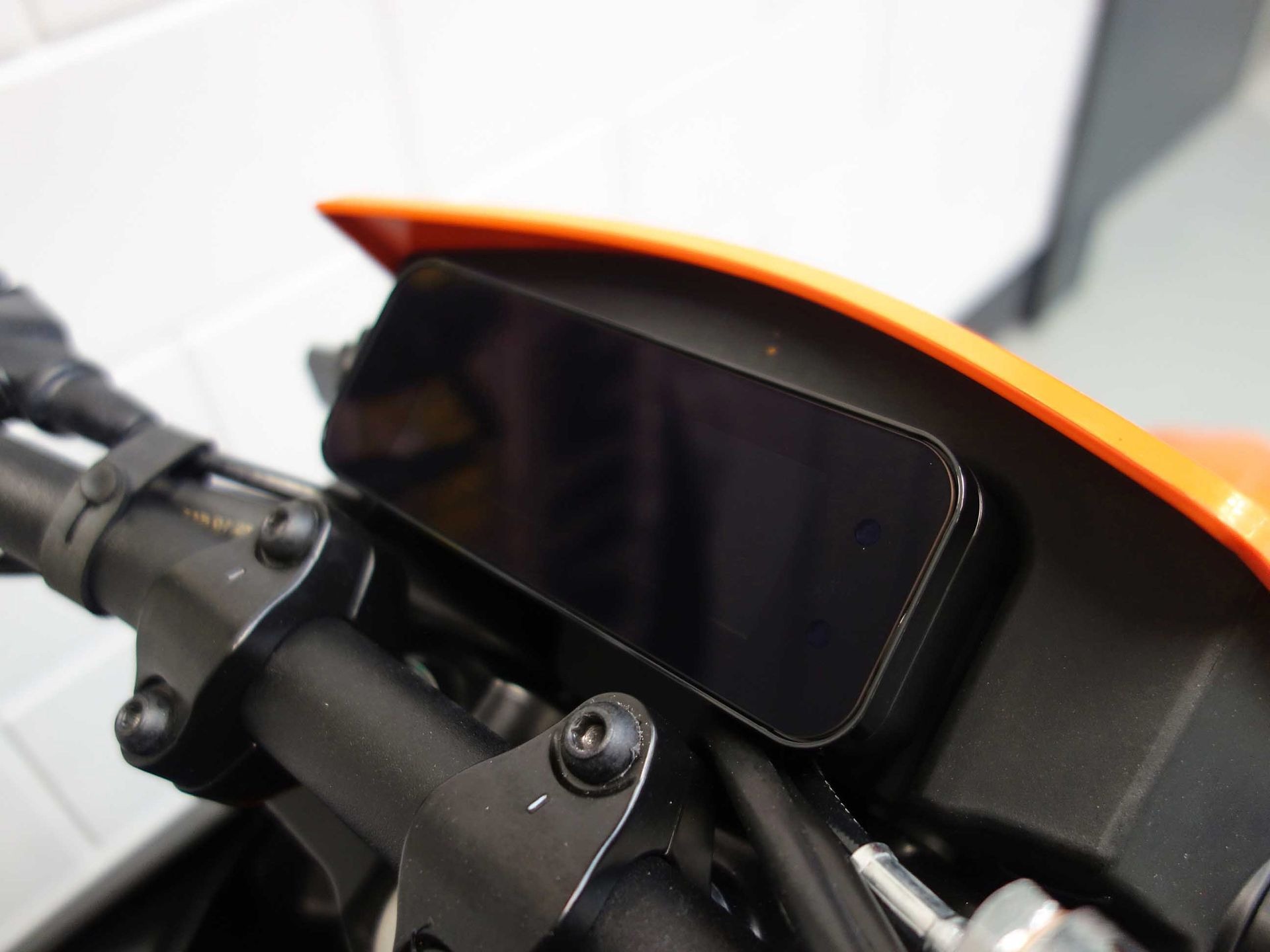 56632301-7 Nieuwe KTM 390 supermotard met 390cc motor uit 2026 bij NIWA Motoren