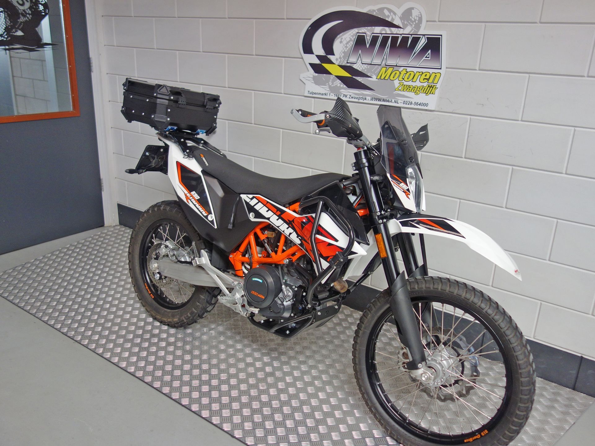56632336-2 Gebruikte KTM 690 enduro met 690cc motor uit 2017 bij NIWA Motoren