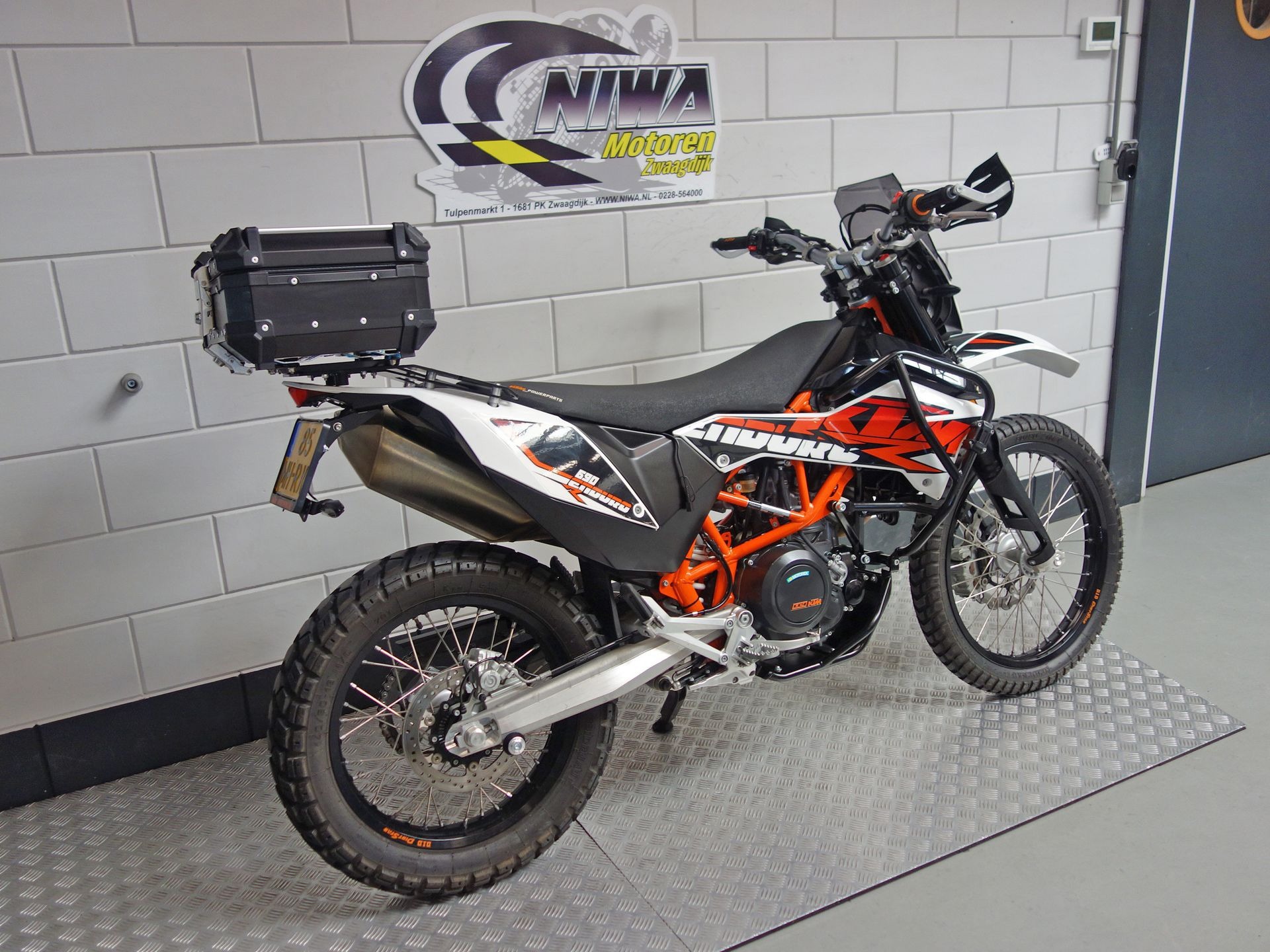 56632336-3 Gebruikte KTM 690 enduro met 690cc motor uit 2017 bij NIWA Motoren