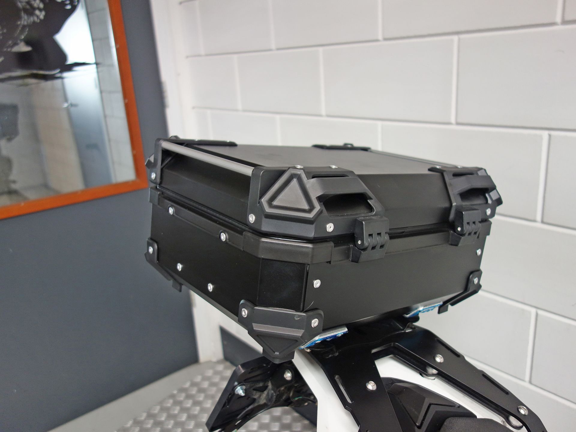 56632336-5 Gebruikte KTM 690 enduro met 690cc motor uit 2017 bij NIWA Motoren