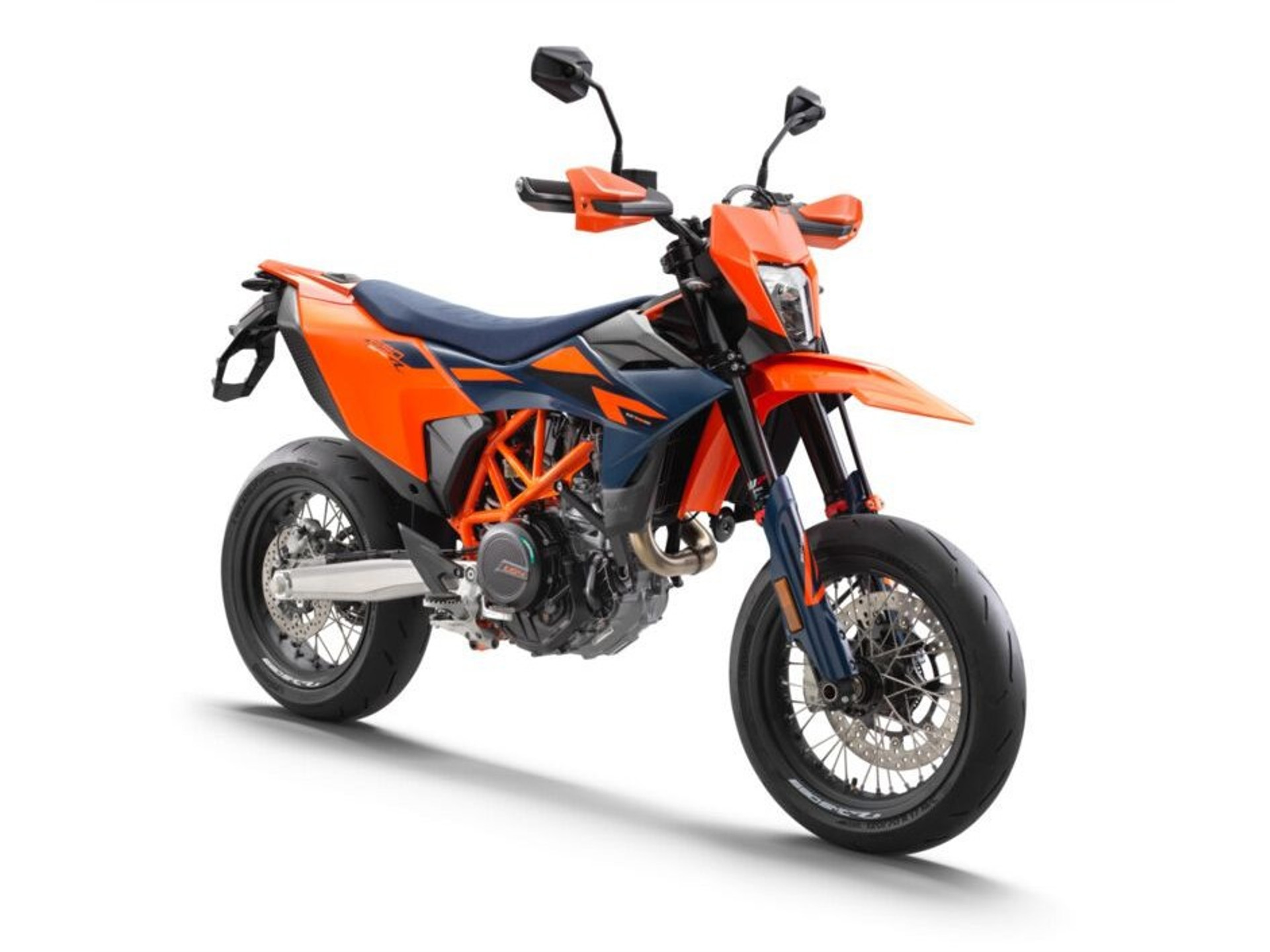 56632343-7 Nieuwe KTM 690 supermotard met 692cc motor uit 2026 bij NIWA Motoren