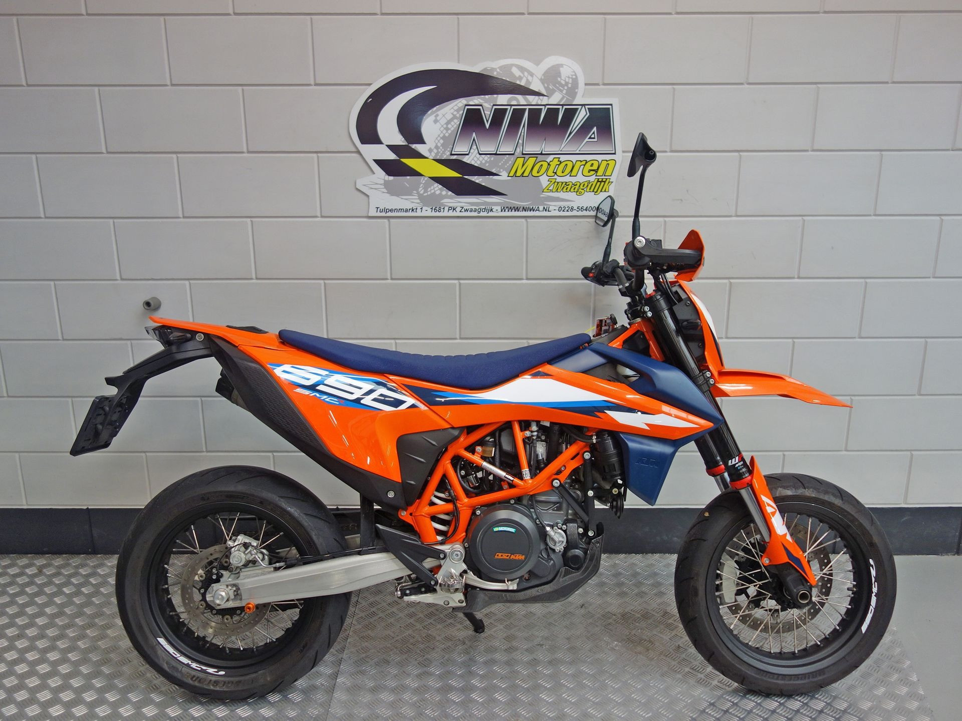 56632354-1 Gebruikte KTM 690 supermotard met 693cc motor uit 2024 bij NIWA Motoren