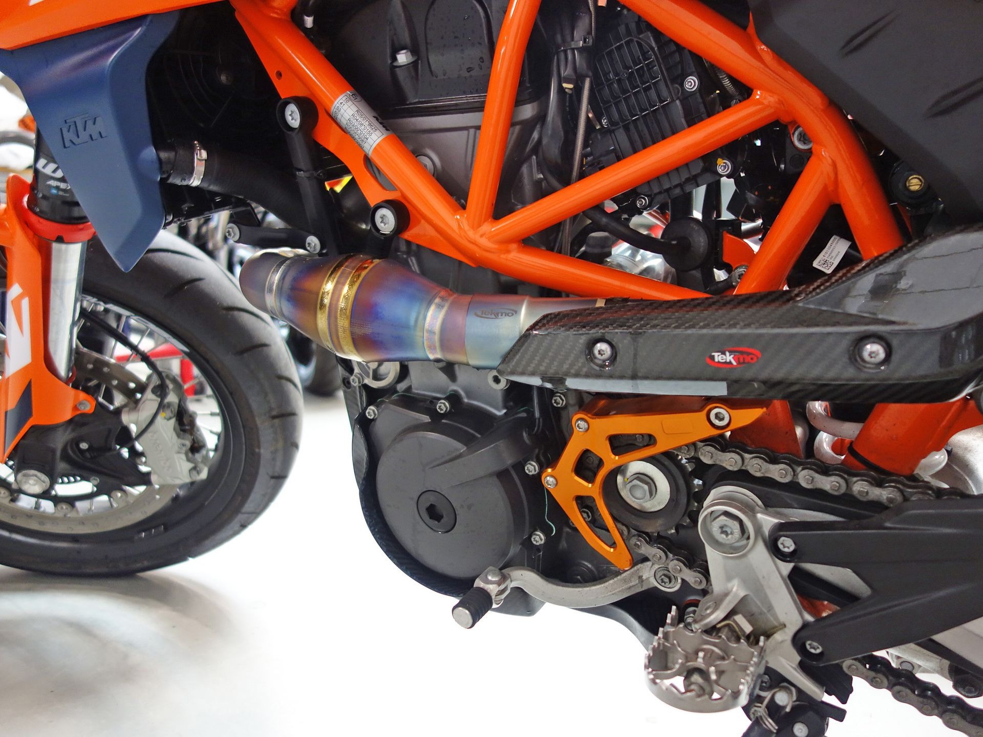 56632354-4 Gebruikte KTM 690 supermotard met 693cc motor uit 2024 bij NIWA Motoren